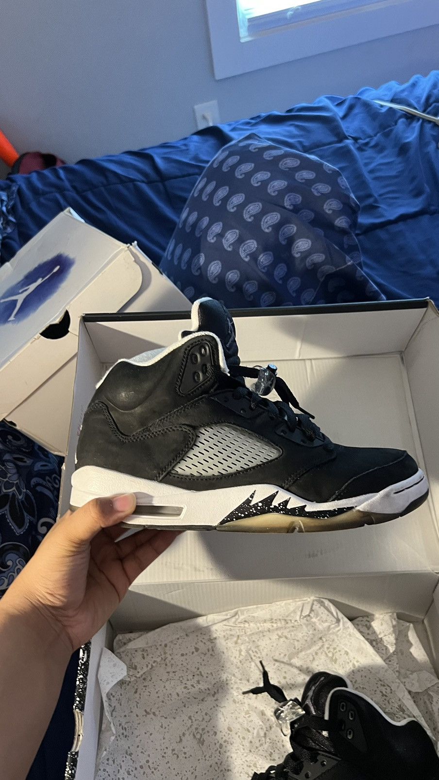 Jordan Brand Jordan 5 Oreos Size US 8 / EU 41 - 2 Thumbnail