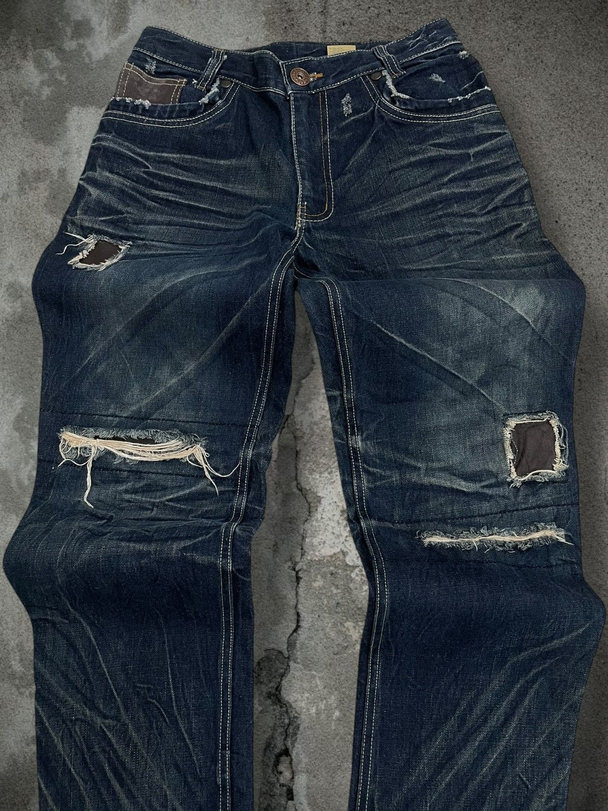 Japanese Brand Vintage Authentic Designer Japan Rapanui Distressed Denim Size US 29 - 4 Thumbnail