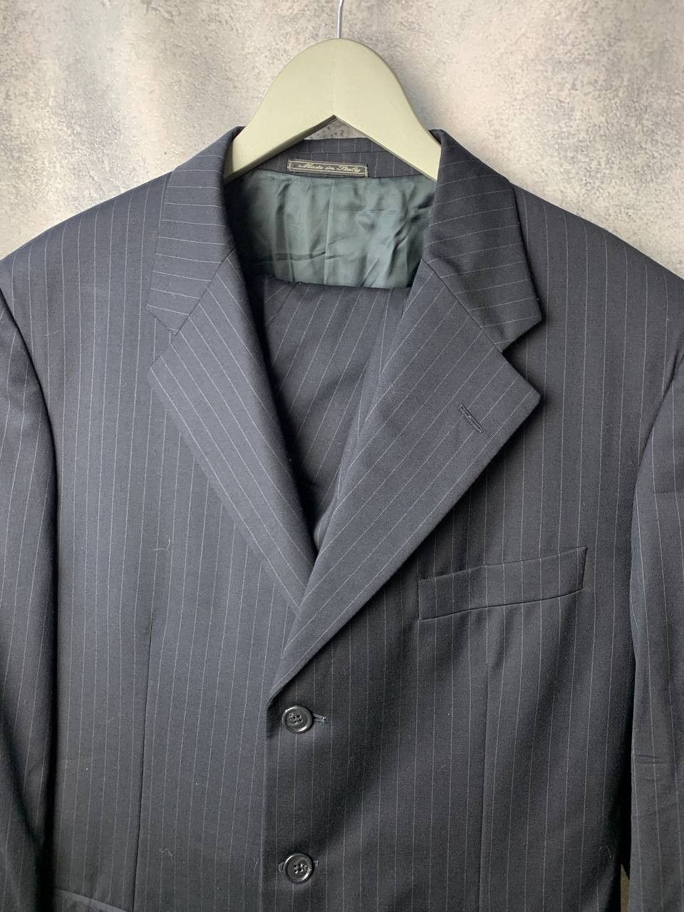 Corneliani Corneliani 100% Wool 2-Button Suit Navy Pinstripe Italy 50R Size 50R - 4 Thumbnail