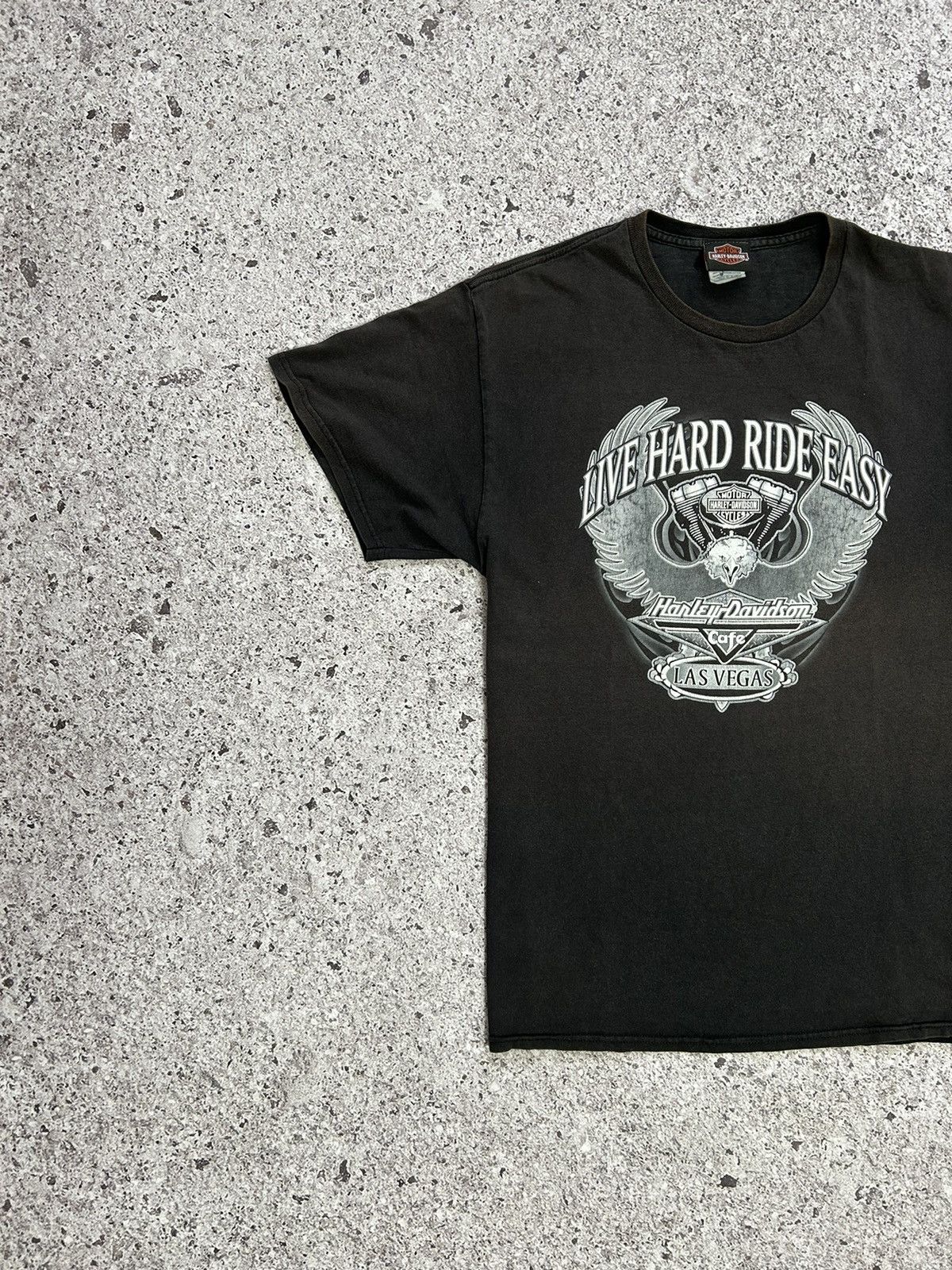 Band Tees × Harley Davidson × Vintage Vintage Harley Davidson Cafe Las Vegas Bike 90s T-Shirt Size US L / EU 52-54 / 3 - 4 Thumbnail