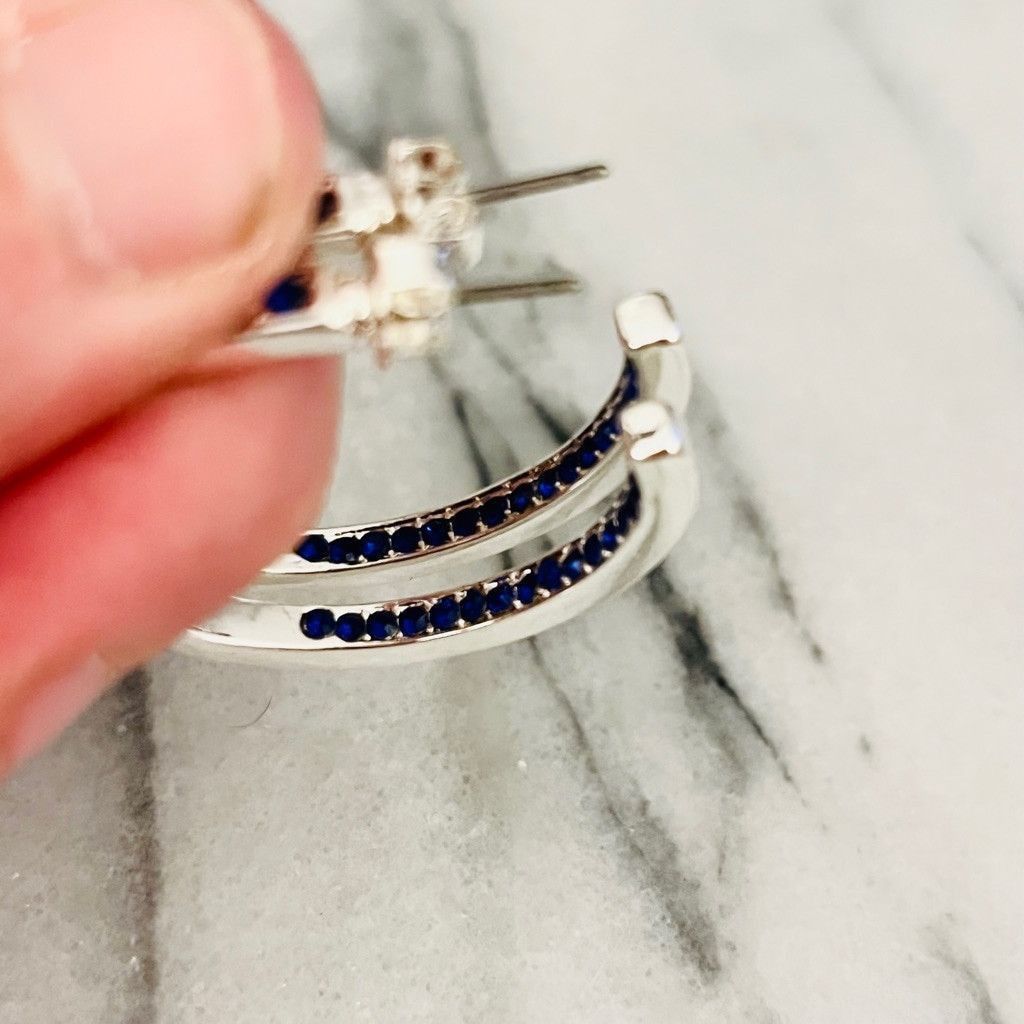 Jewelry Vintage Blue Crystal Channel Hoop Earrings Silver Size ONE SIZE - 5 Thumbnail