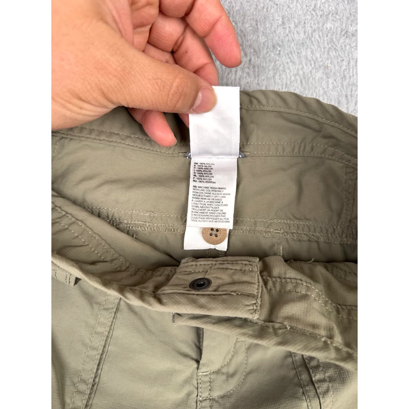 The North Face The North Face Shorts Women 6 L Beige Chino 100% Nylon Hiking Camping 30x8 Size 28" / US 6 / IT 42 - 7 Thumbnail