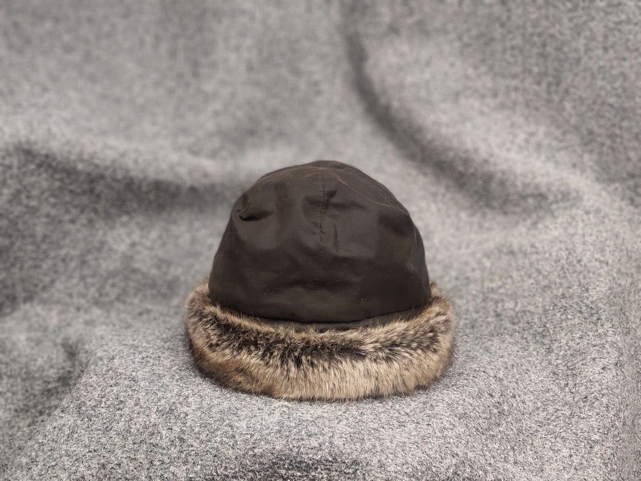 Barbour Barbour Ambush Waxed Unisex Hat Faux Fur Olive Fleece Lining Size ONE SIZE - 4 Thumbnail