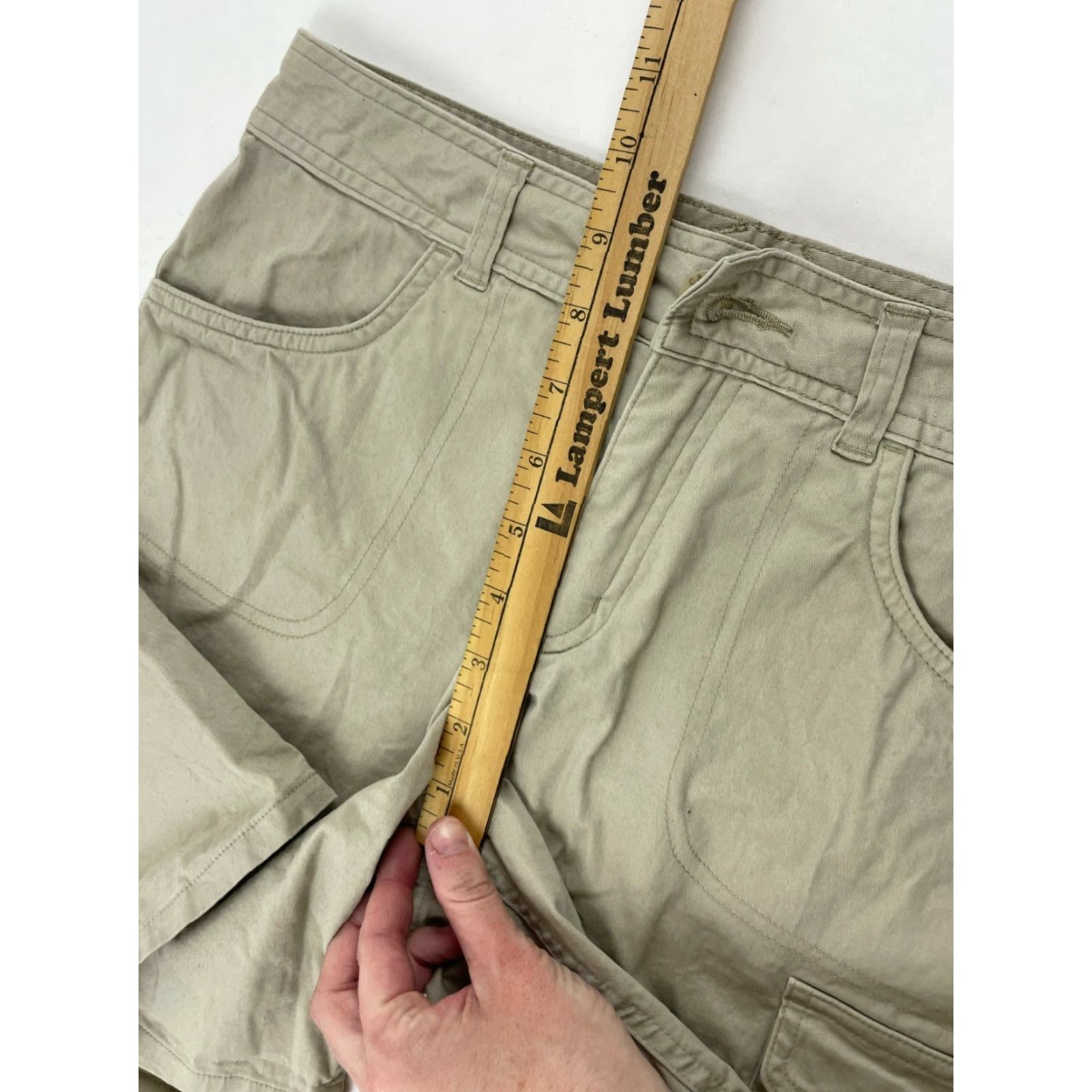Vintage Cabela's Cargo Shorts Women's 29 Tan Multi Pocket Flap Mid Rise Casual Exterior: Tan Brown Clean Regular Size 29 Women Mens? Size 29" - 5 Thumbnail