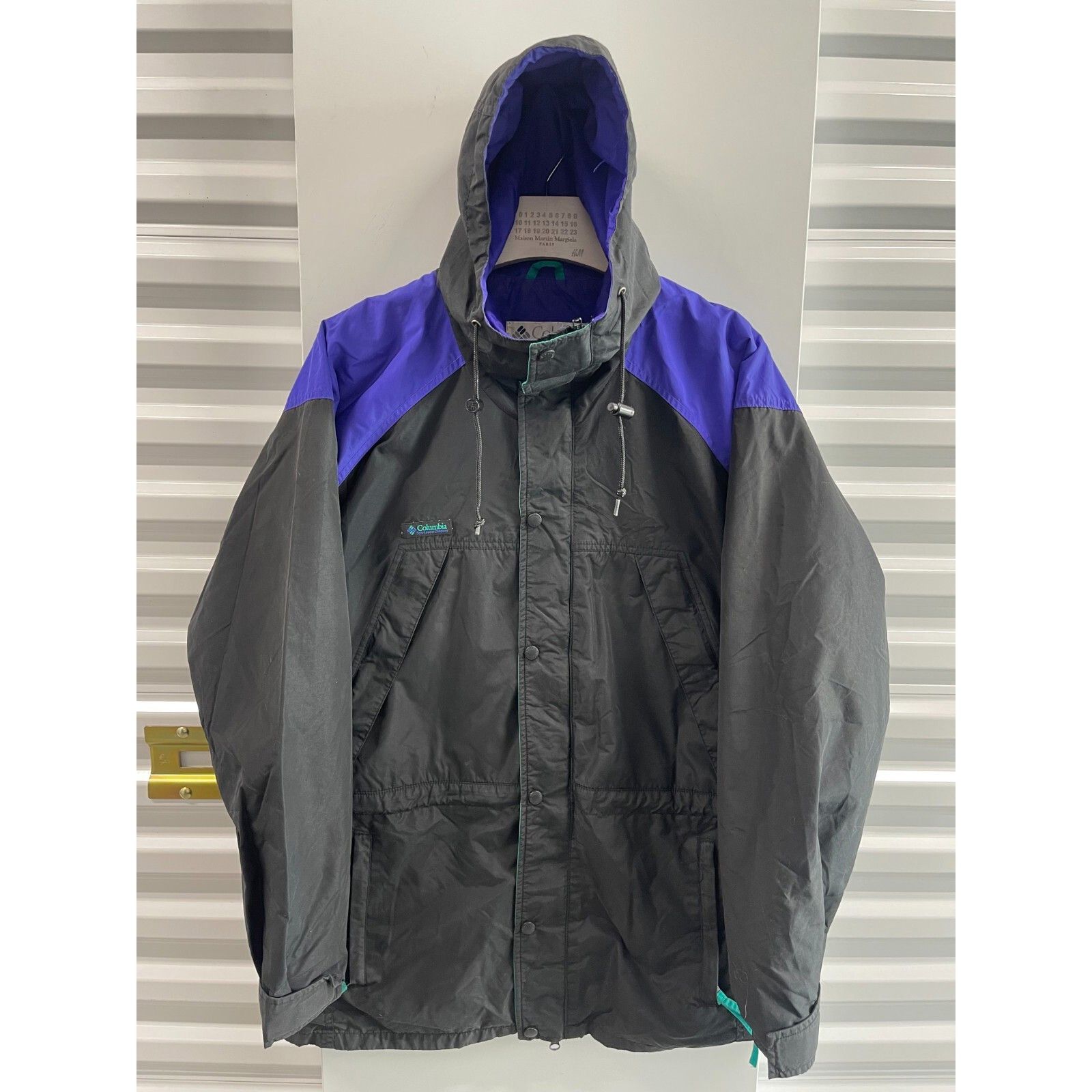 Columbia VTG 90S COLUMBIA SPORTSWEAR BLACK PURPLE BLUE LONG JACKET SZ Size US L / EU 52-54 / 3 - 2 Thumbnail