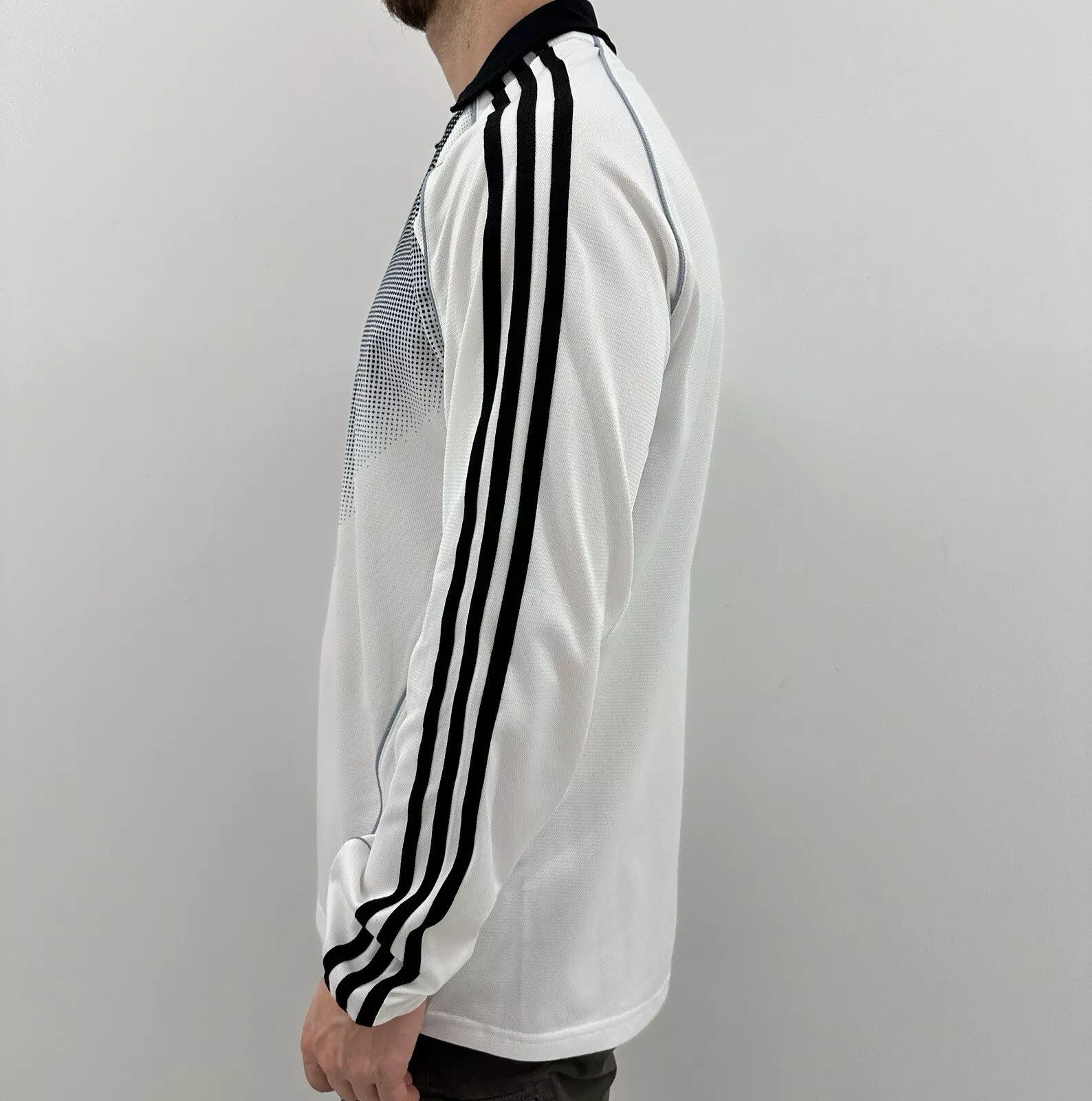 Adidas Vintage Adidas 2000s Jersey Long Sleeve Style Y2k Football Size US M / EU 48-50 / 2 - 5 Thumbnail