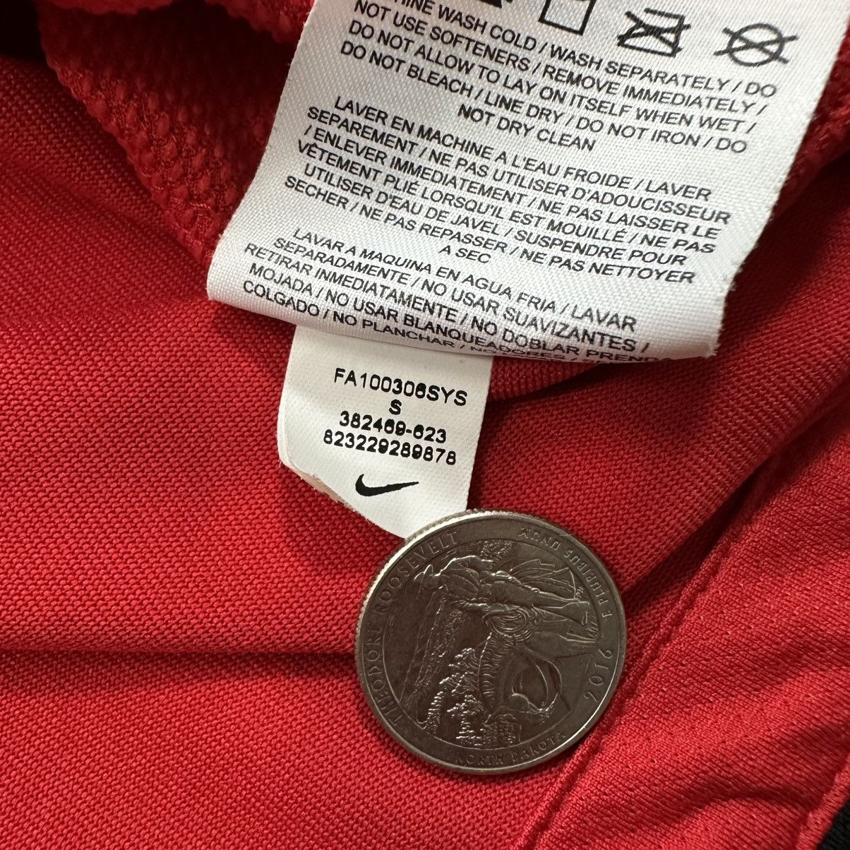 Nike Nike Manchester United 2010-2011 Home Football Soccer Jersey Size US S / EU 44-46 / 1 - 12 Thumbnail