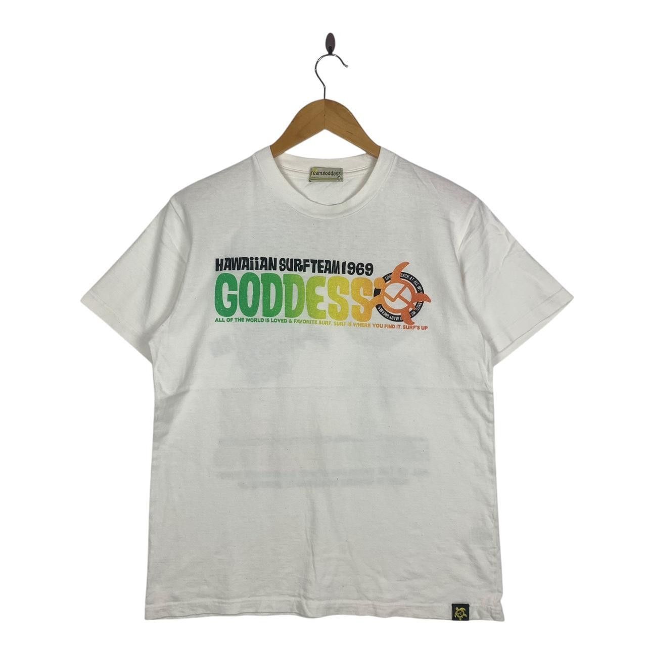 Vintage Vintage TEAM GODDESS HAWAII Surfer Team Tee Size L / US 10 / IT 46 - 2 Thumbnail