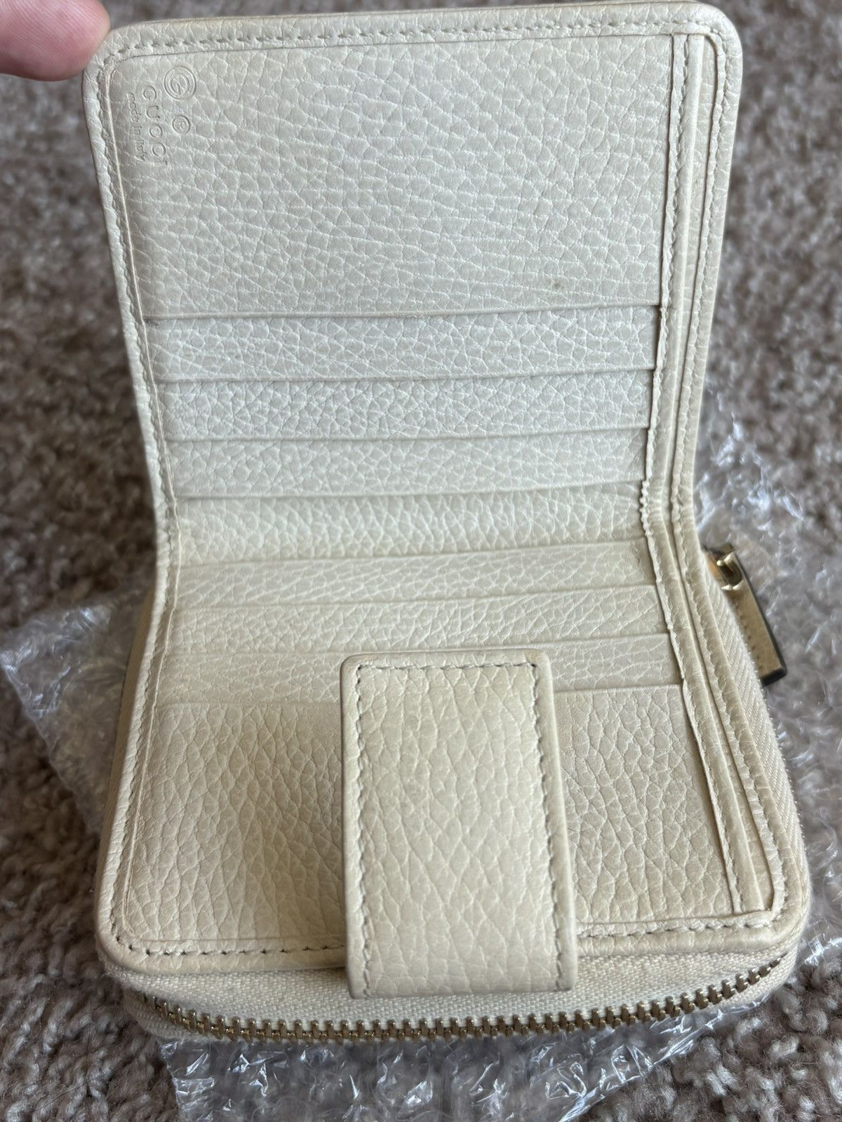 Gucci White Gucci supreme monogram wallet Size ONE SIZE - 8 Thumbnail