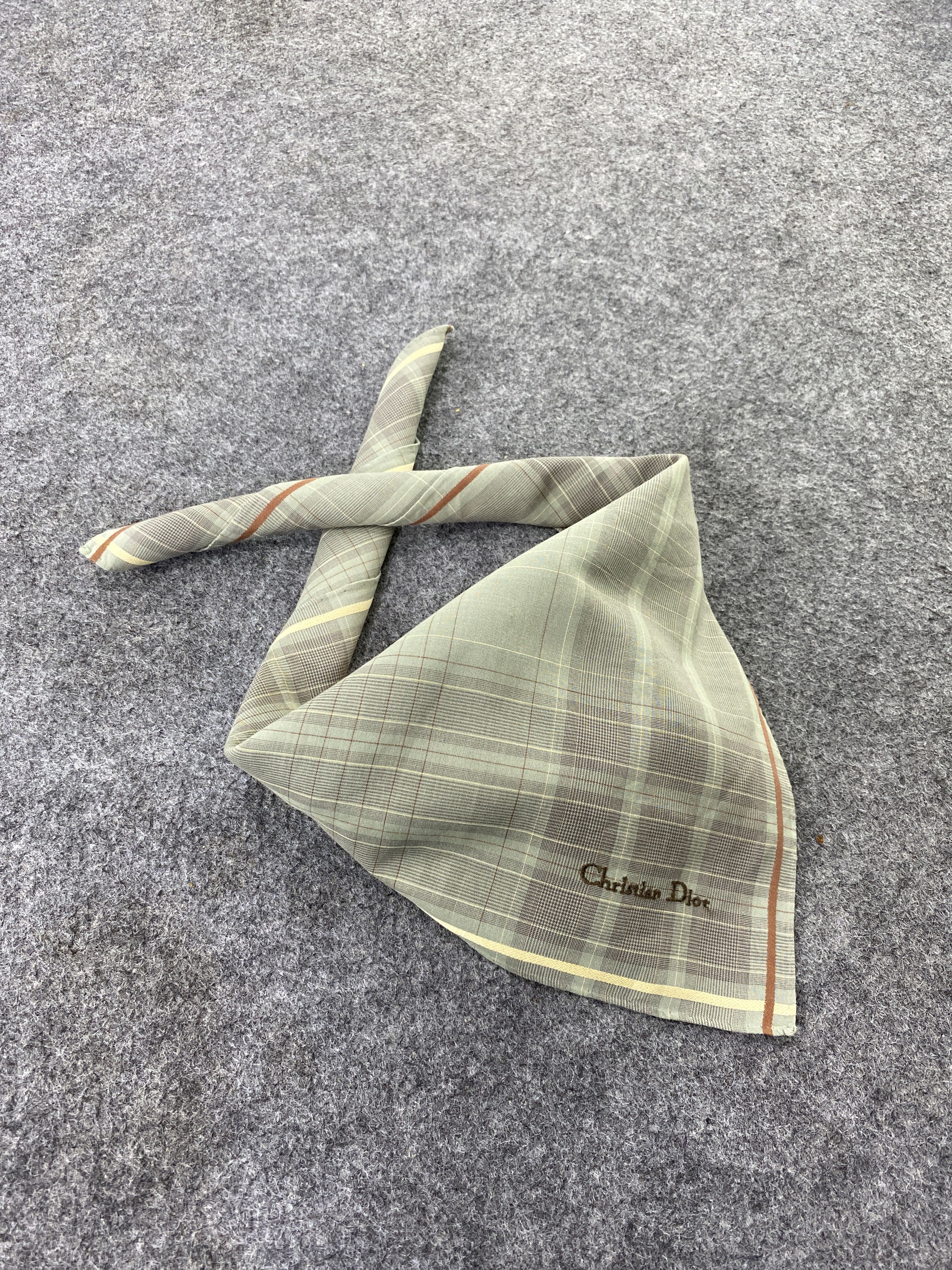 Vintage Christian Dior Handkerchief / Bandana / Neckerchief-B206 Size ONE SIZE - 1 Thumbnail