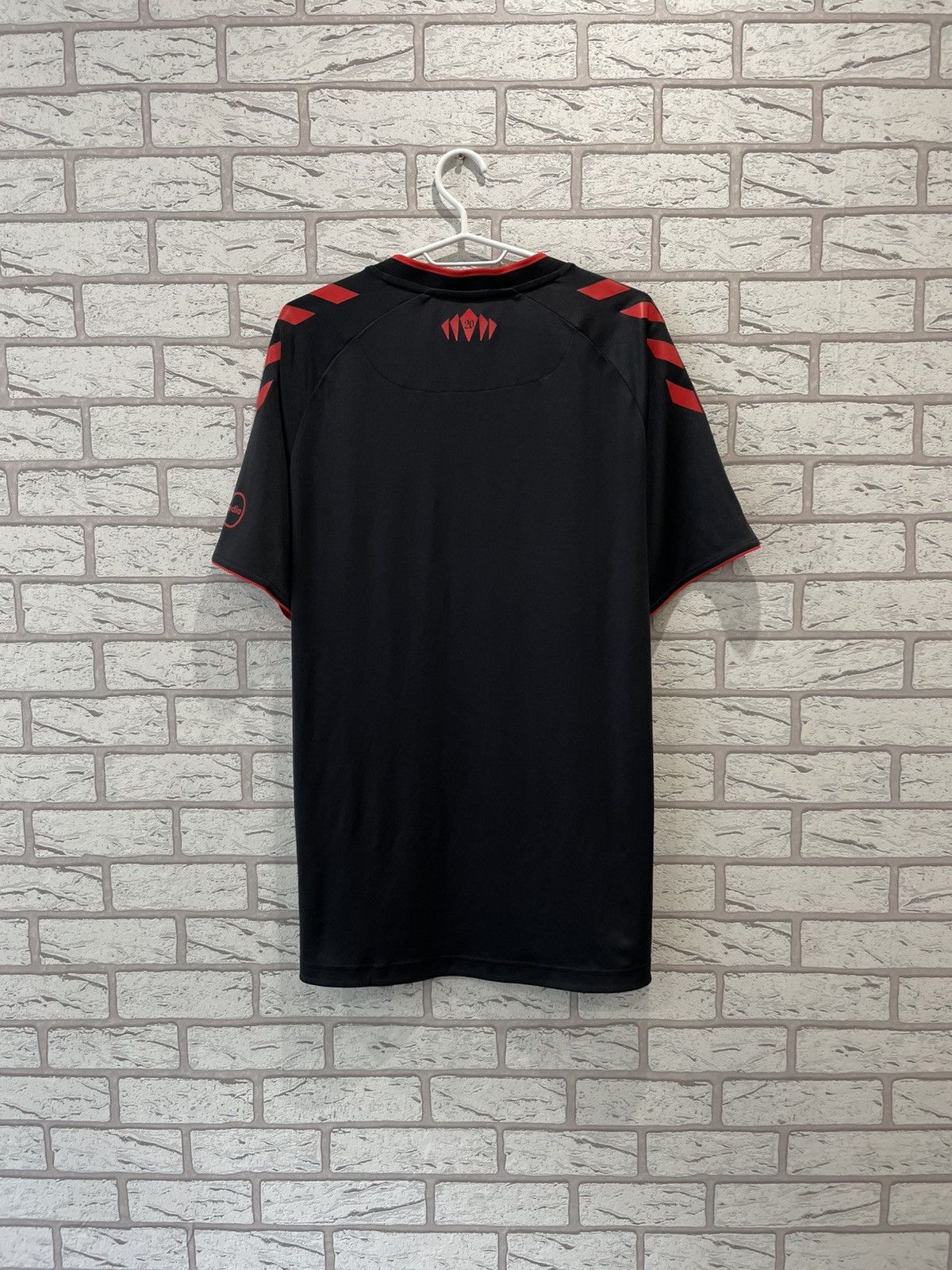 Hummel × Vintage Southampton 2021 2022 Soccer Football Jersey Shirt T Shirt Size US XL / EU 56 / 4 - 13 Thumbnail