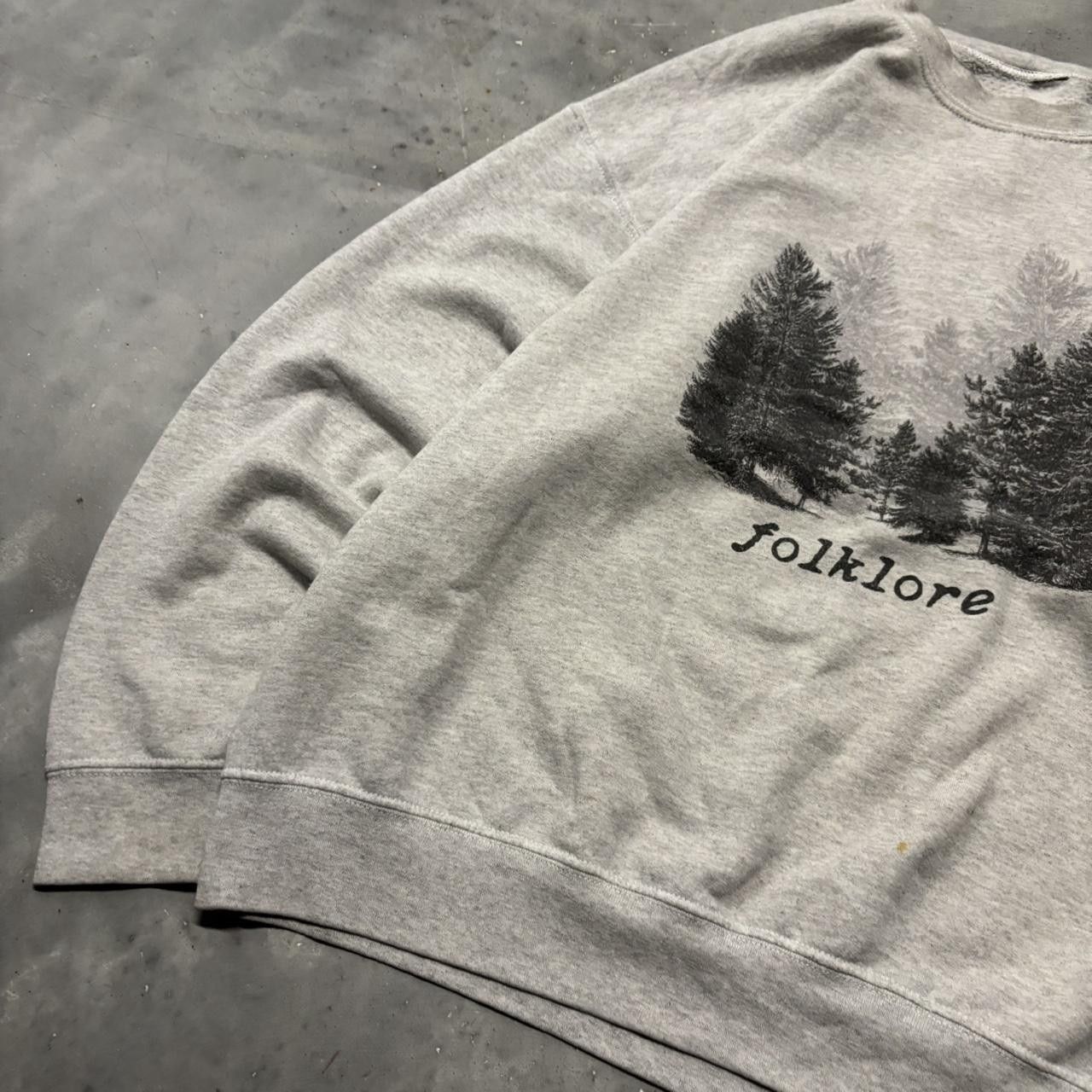 Japanese Brand × Vintage Crazy Taylor Swift Folklore Album Black & Grey Crewneck! Size US L / EU 52-54 / 3 - 3 Thumbnail