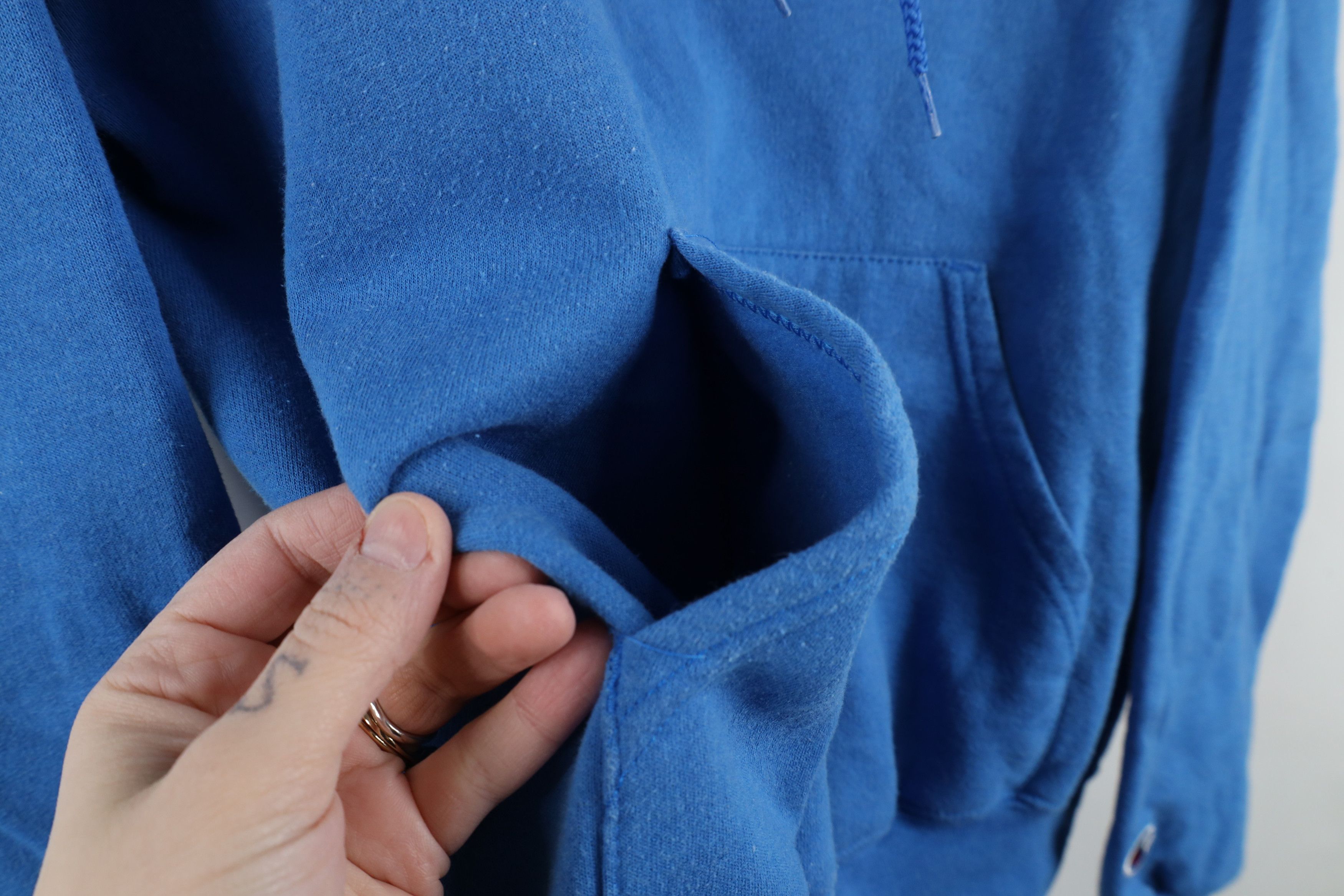 Champion × Vintage Vintage 90s Champion Spell Friends Giving Hoodie Sweatshirt Size US S / EU 44-46 / 1 - 7 Thumbnail
