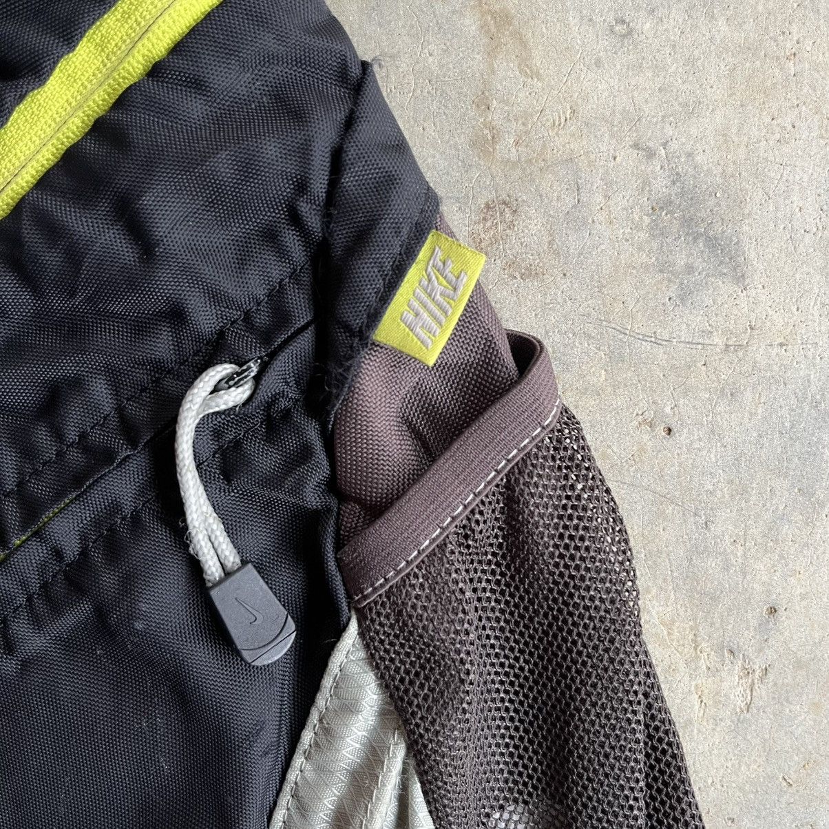 Nike × Oakley Vintage 90s Nike sling bag Size ONE SIZE - 3 Thumbnail