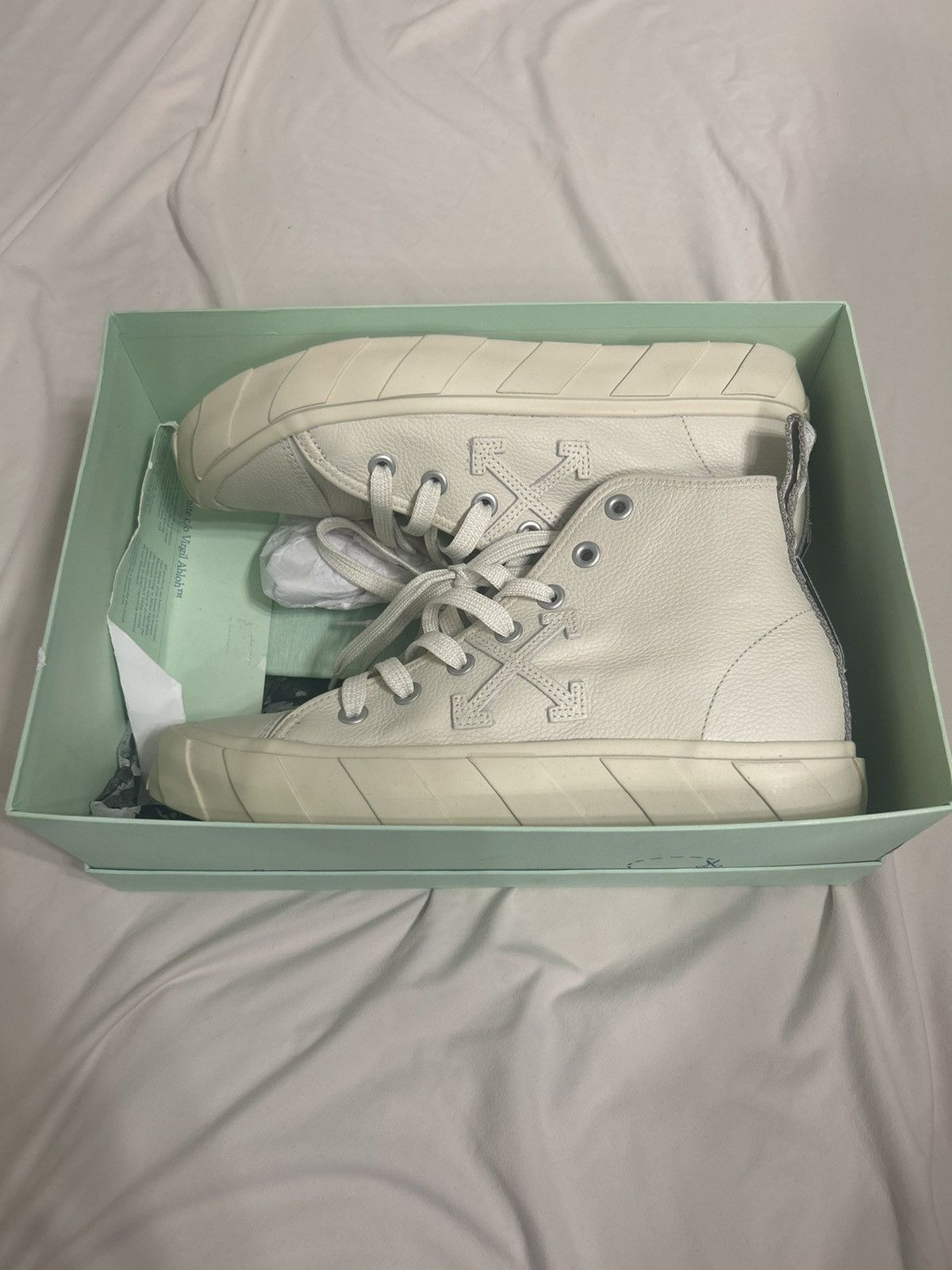 Off-White OFF WHITE MID TOP VULCANIZED CANVAS Size US 8 / EU 41 - 1 Thumbnail