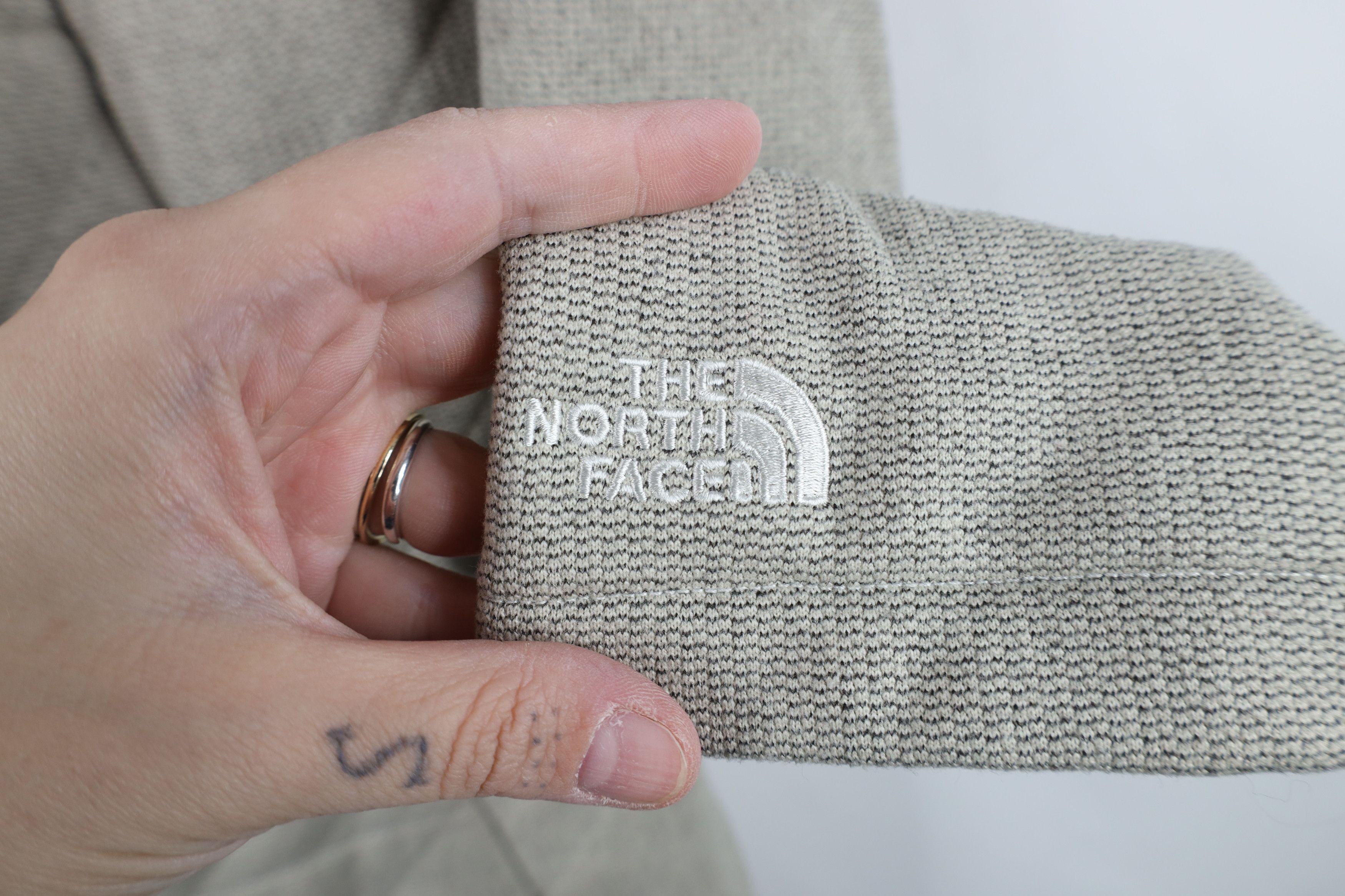 The North Face The North Face Spell Out Quilted Zip Fleece Jacket Beige Size L / US 10 / IT 46 - 4 Thumbnail