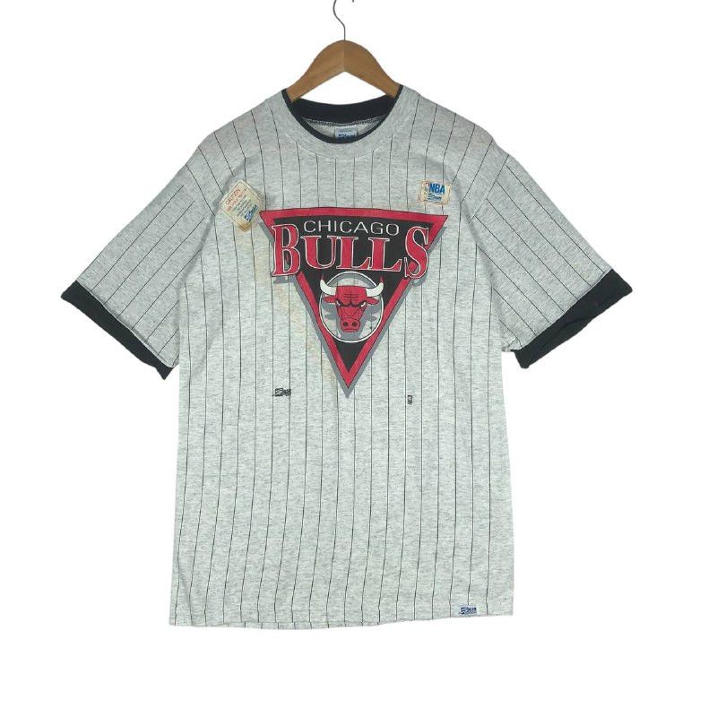 Salem Sportswear Vintage Salem Sportswear Chicago Bulls T-Shirt Size US L / EU 52-54 / 3 - 1 Thumbnail