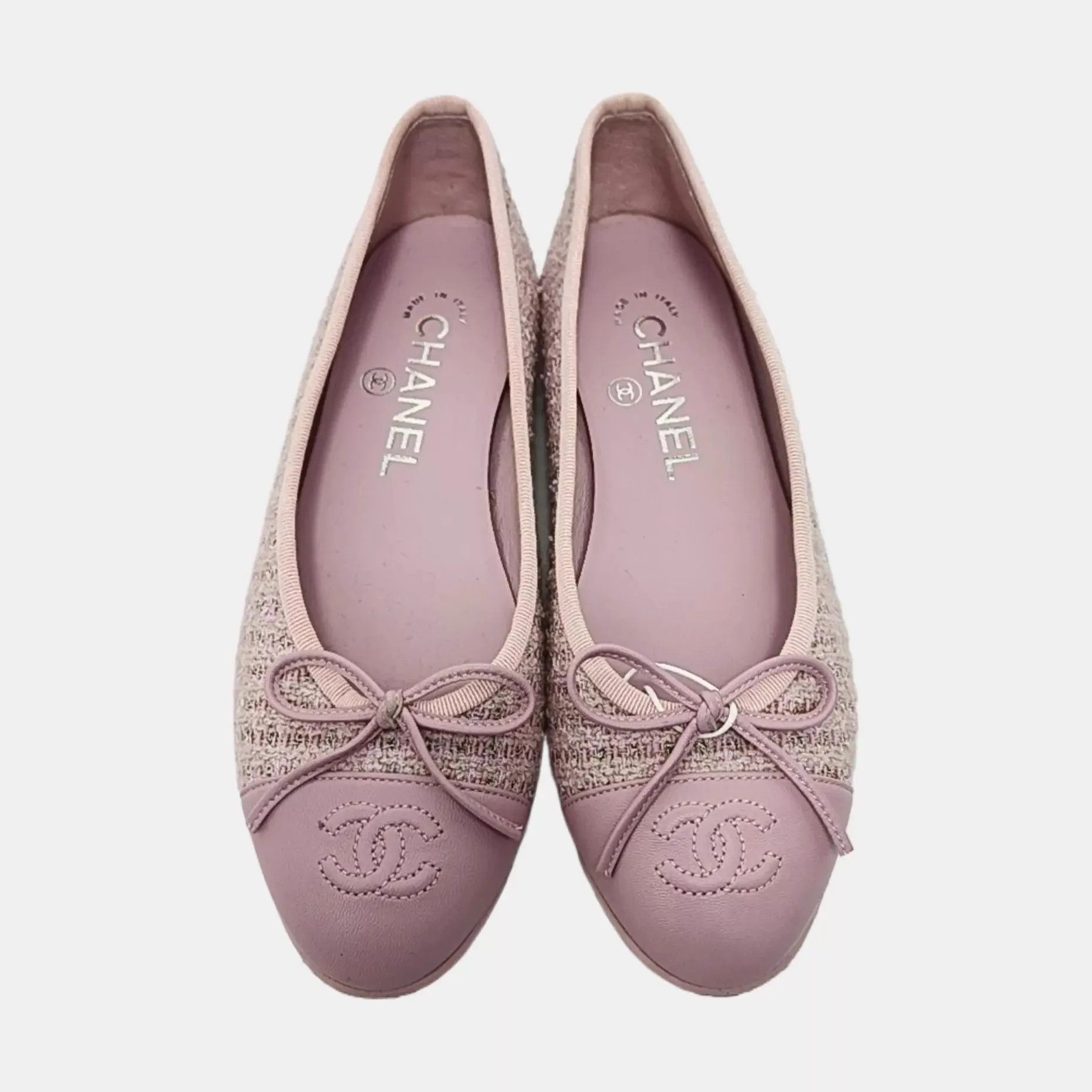 Chanel Authentic Chanel Women's Shoes 35+ Size US 5 / IT 35 - 1 Thumbnail
