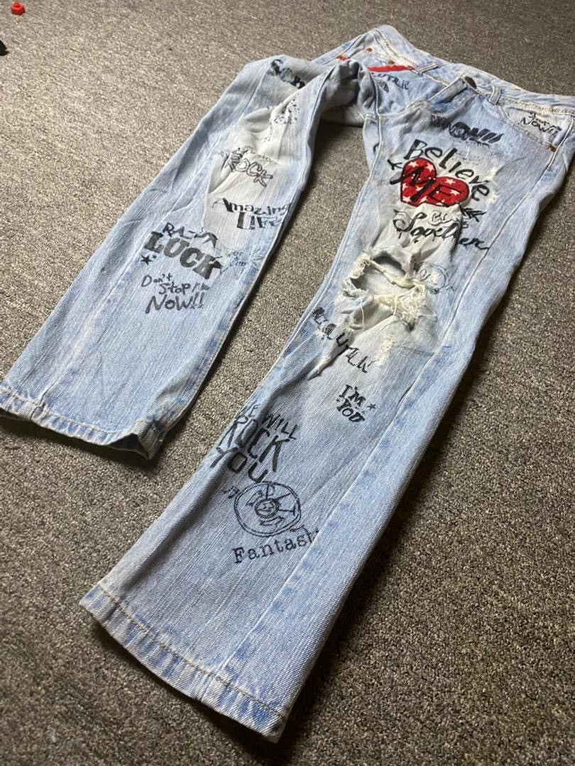 Japanese Brand Vintage Pink Latte Destroyed Embroidered Jeans (149) Size US 28 / EU 44 - 8 Thumbnail