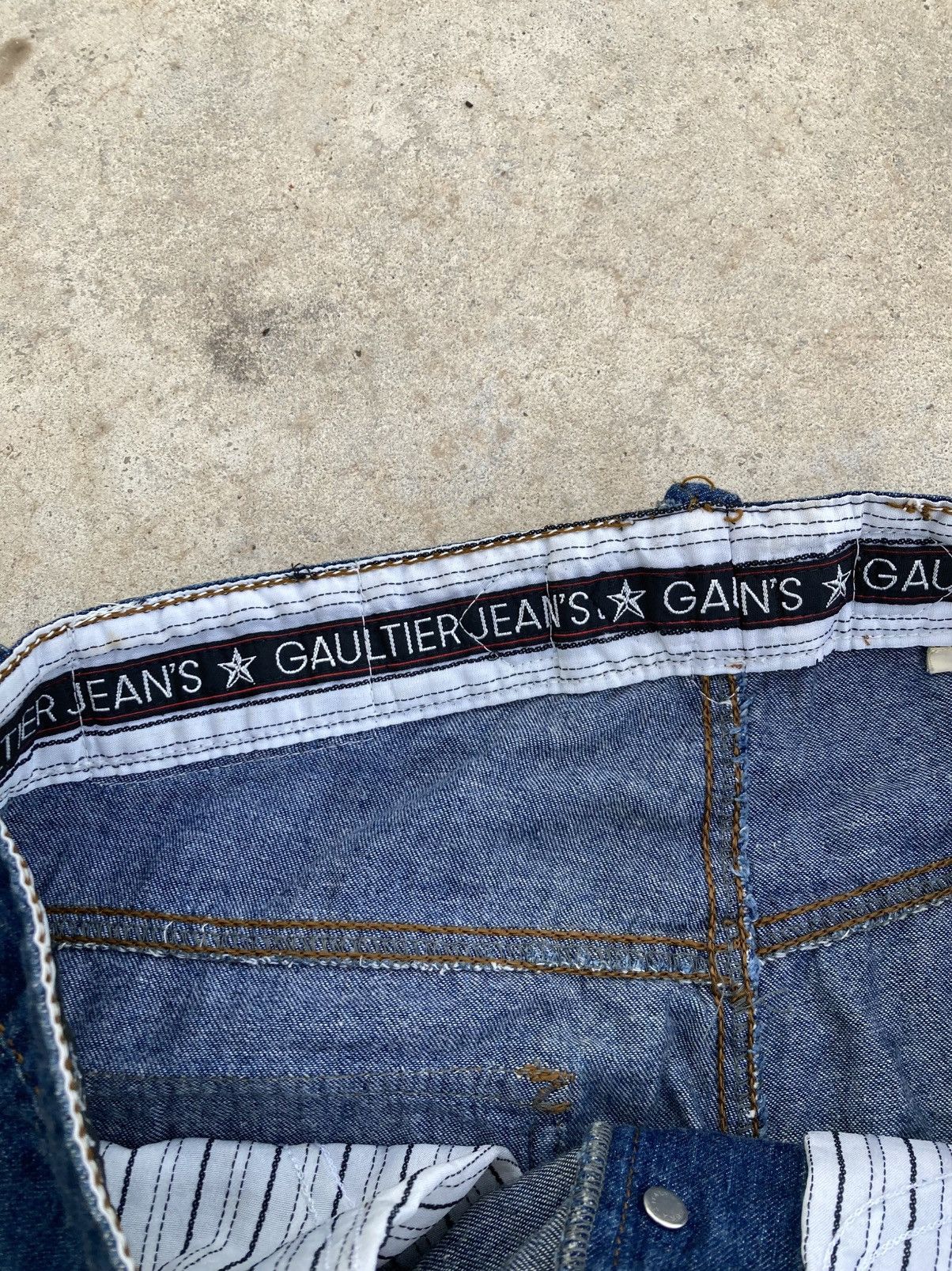 Jean Paul Gaultier Vintage 80’s Gaultier Jean’s Bucke Back Jean Paul Gaultier Size 30" / US 8 / IT 44 - 14 Thumbnail
