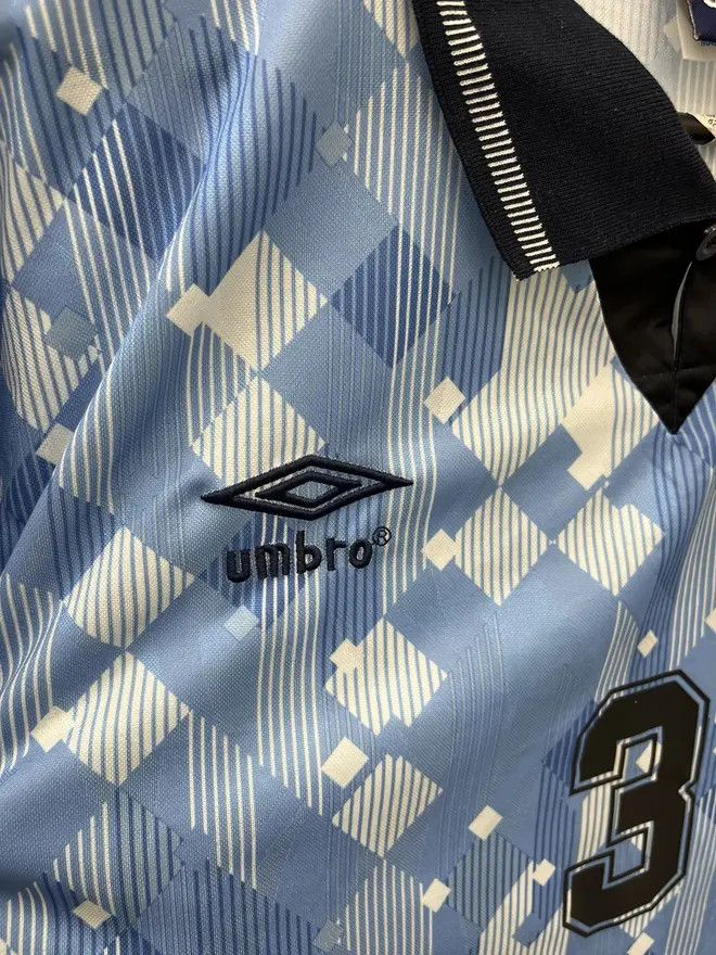 Umbro Vintage Umbro England Number 3 Soccer Jersey Size US XL / EU 56 / 4 - 3 Thumbnail