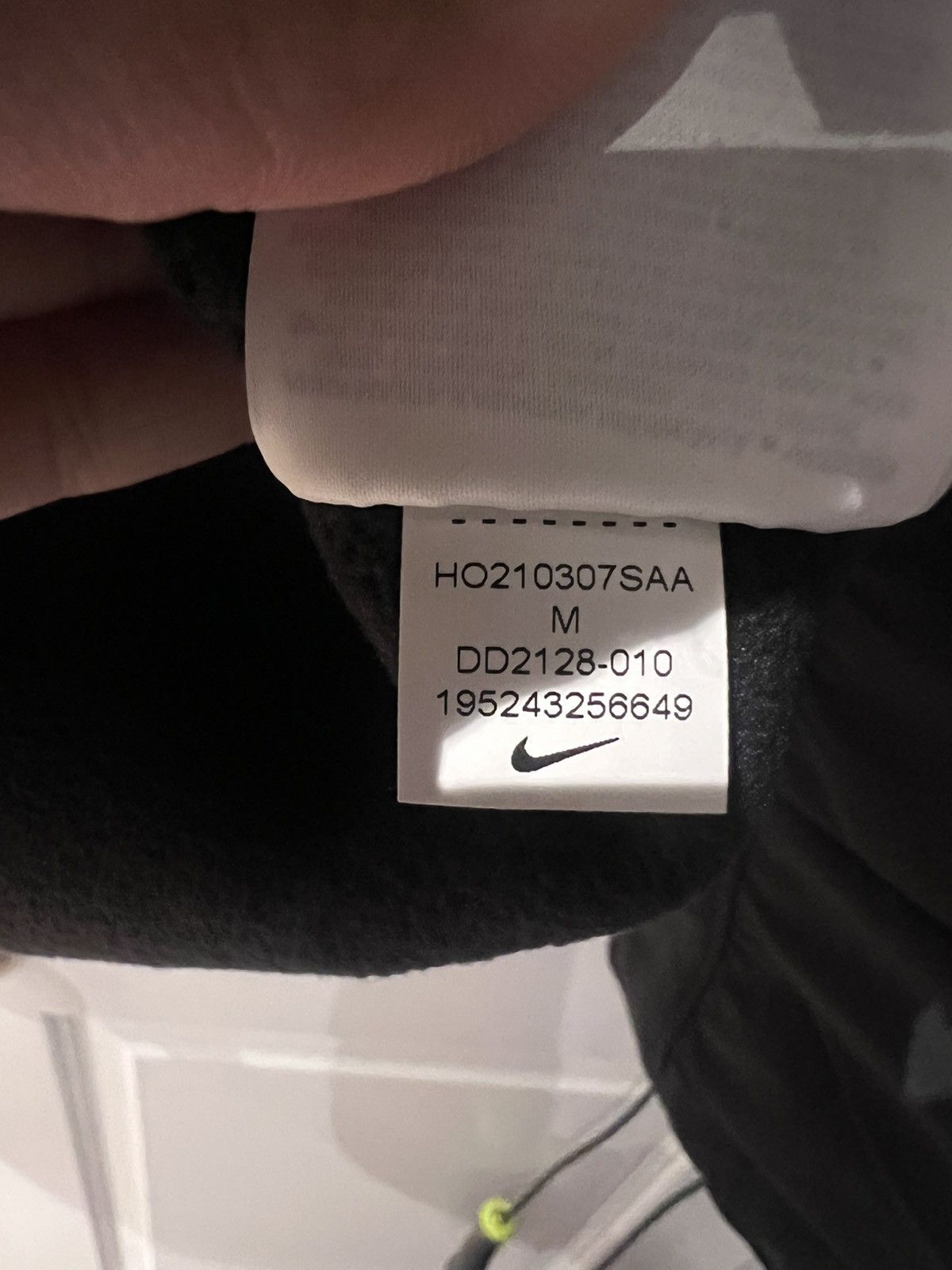 Nike Nike Men Therma-Fit DD2128-010 Size US M / EU 48-50 / 2 - 4 Thumbnail