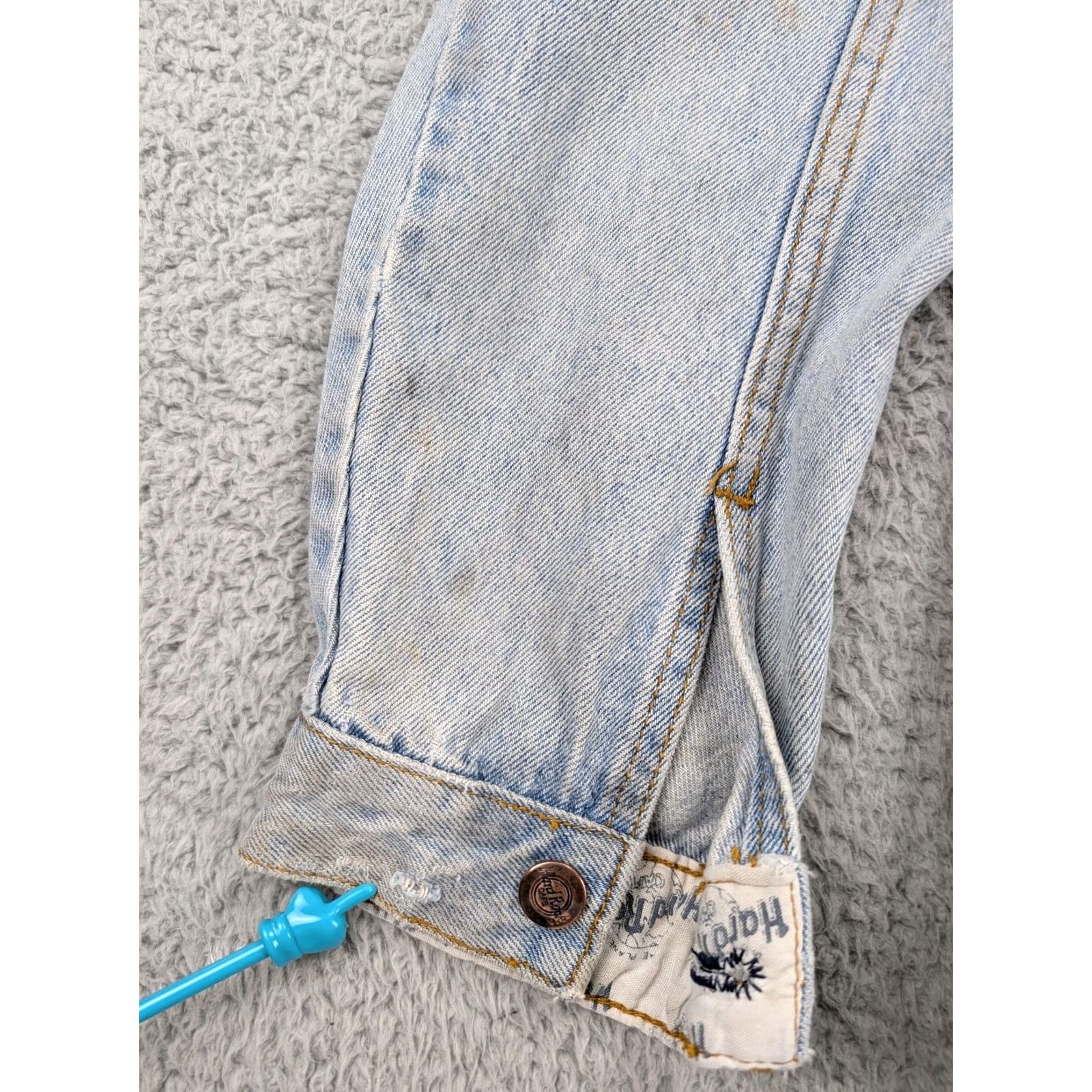 Hard Rock Cafe VINTAGE Hard Rock Cafe Jacket Womens Small Denim Embroidered New York 90s Grunge Jacket Womens Small Denim Embroidered New York 90s Grunge Size S / US 4 / IT 40 - 4 Thumbnail