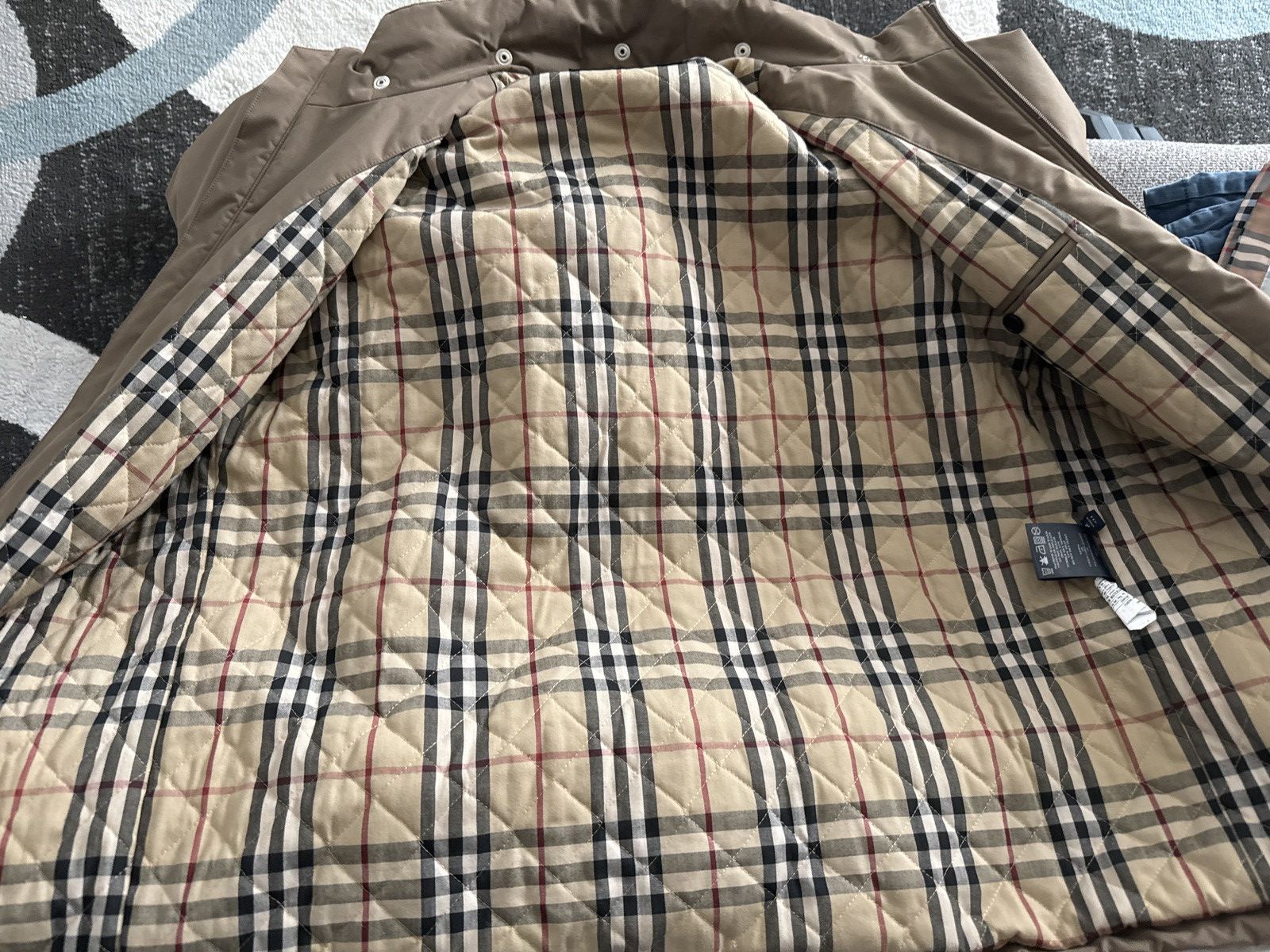 Burberry BURBERRY • JACKETS Men • Size M • Excellent condition Size US M / EU 48-50 / 2 - 9 Thumbnail