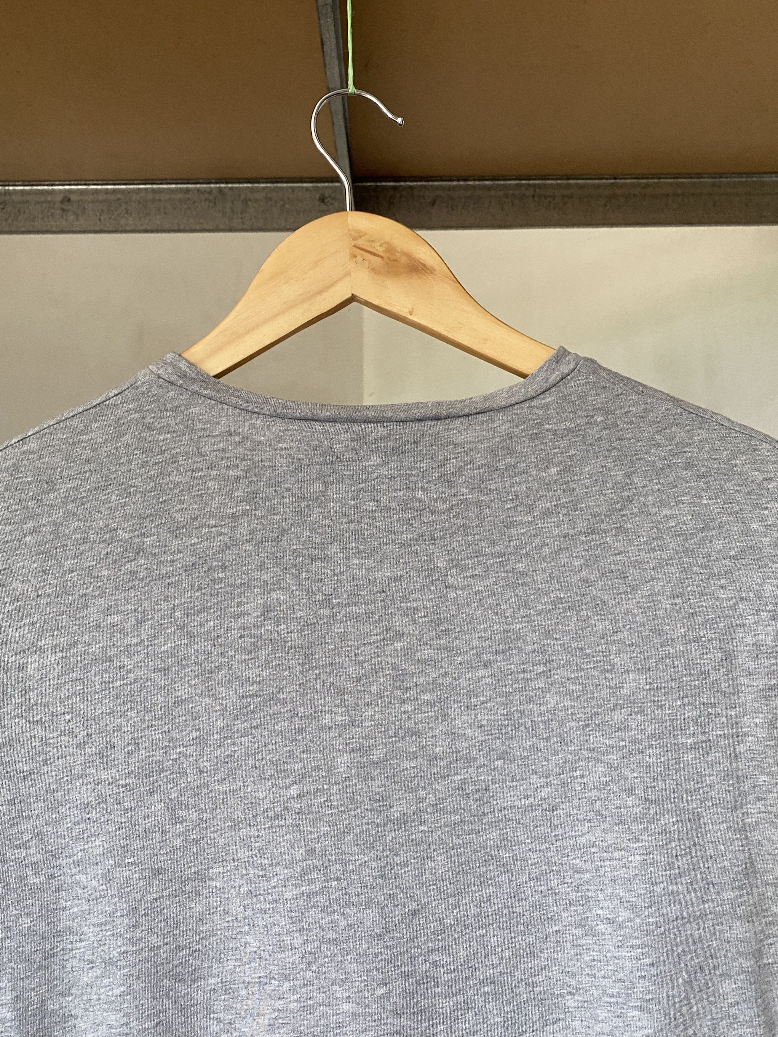 Vintage Vivienne Westwood Vintage Orb Gray Tee Size US L / EU 52-54 / 3 - 12 Thumbnail
