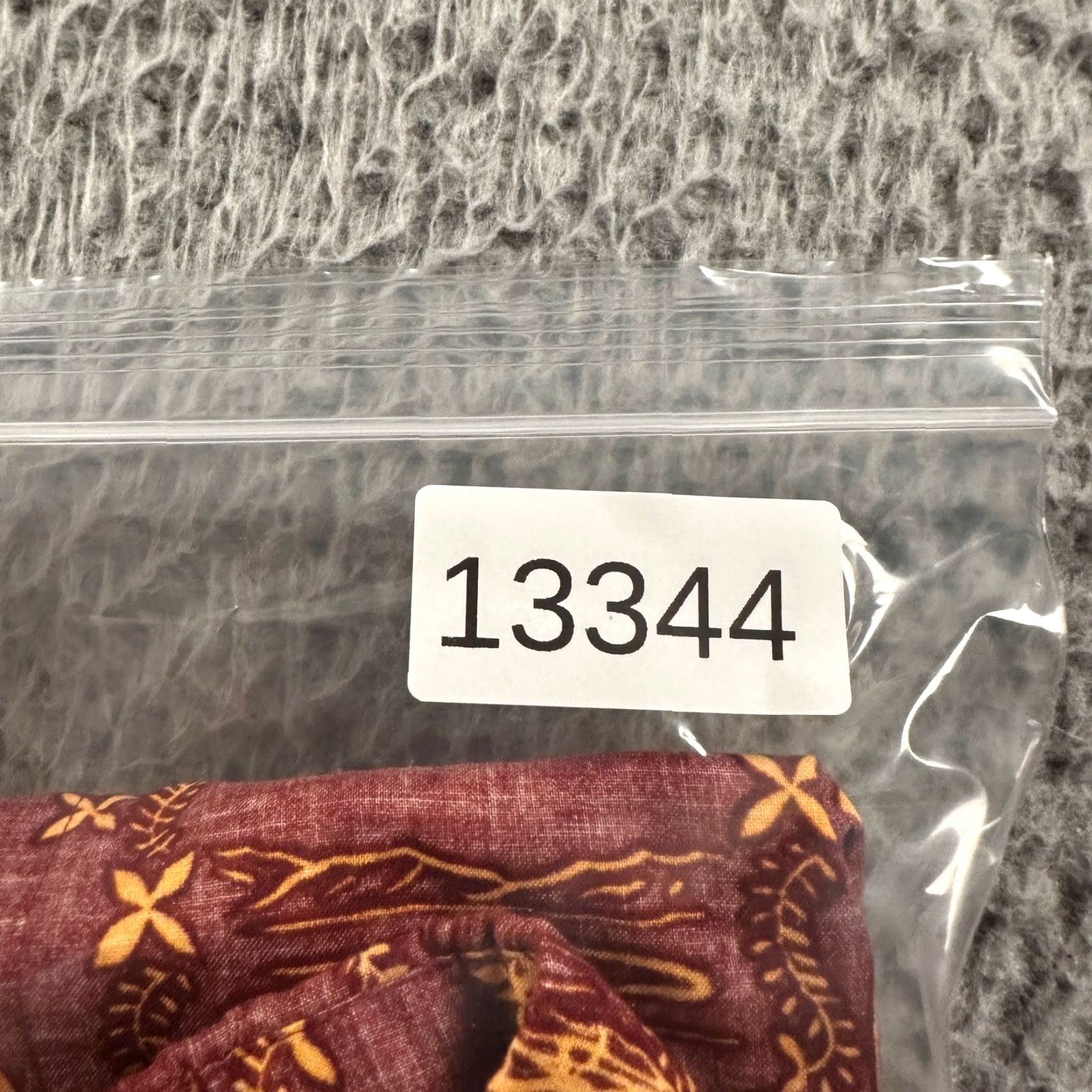 ALOHAS Ke Nui Hawaiian Shirt Mens XXL Burgundy Gold USC Trojans Aloha Button Front Size US XXL / EU 58 / 5 - 7 Thumbnail