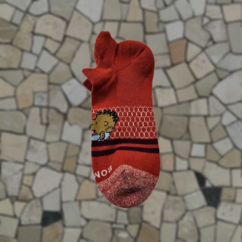 Vintage Bombas Original Peanuts Charlie Brown Franklin Socks M Unisex Adults Red Athletic Socks Mens Womens Boys Girls Size ONE SIZE - 1 Thumbnail