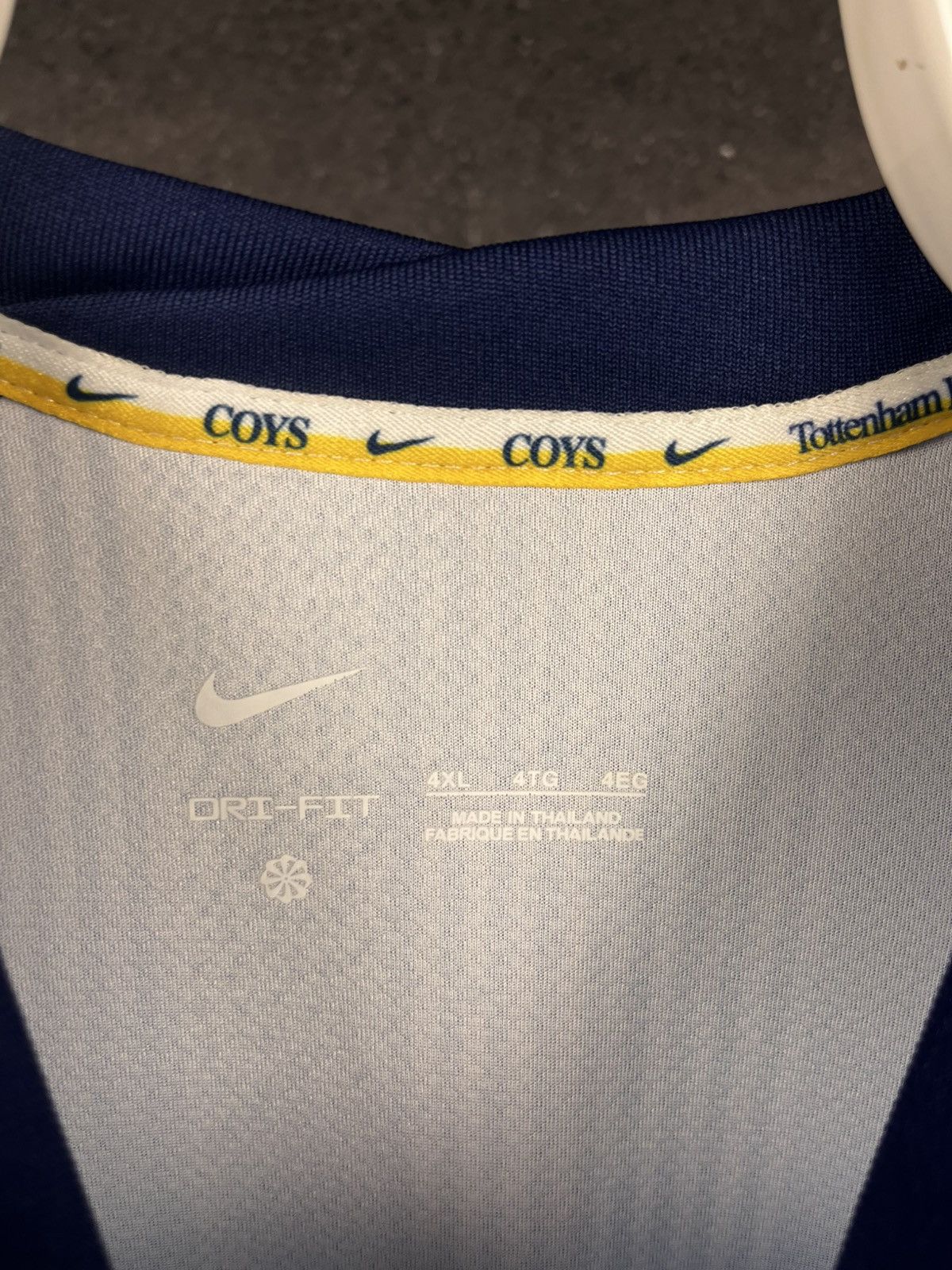 Other Tottenham Hotspur Nike training soccer football jersey Size US XXL / EU 58 / 5 - 8 Thumbnail