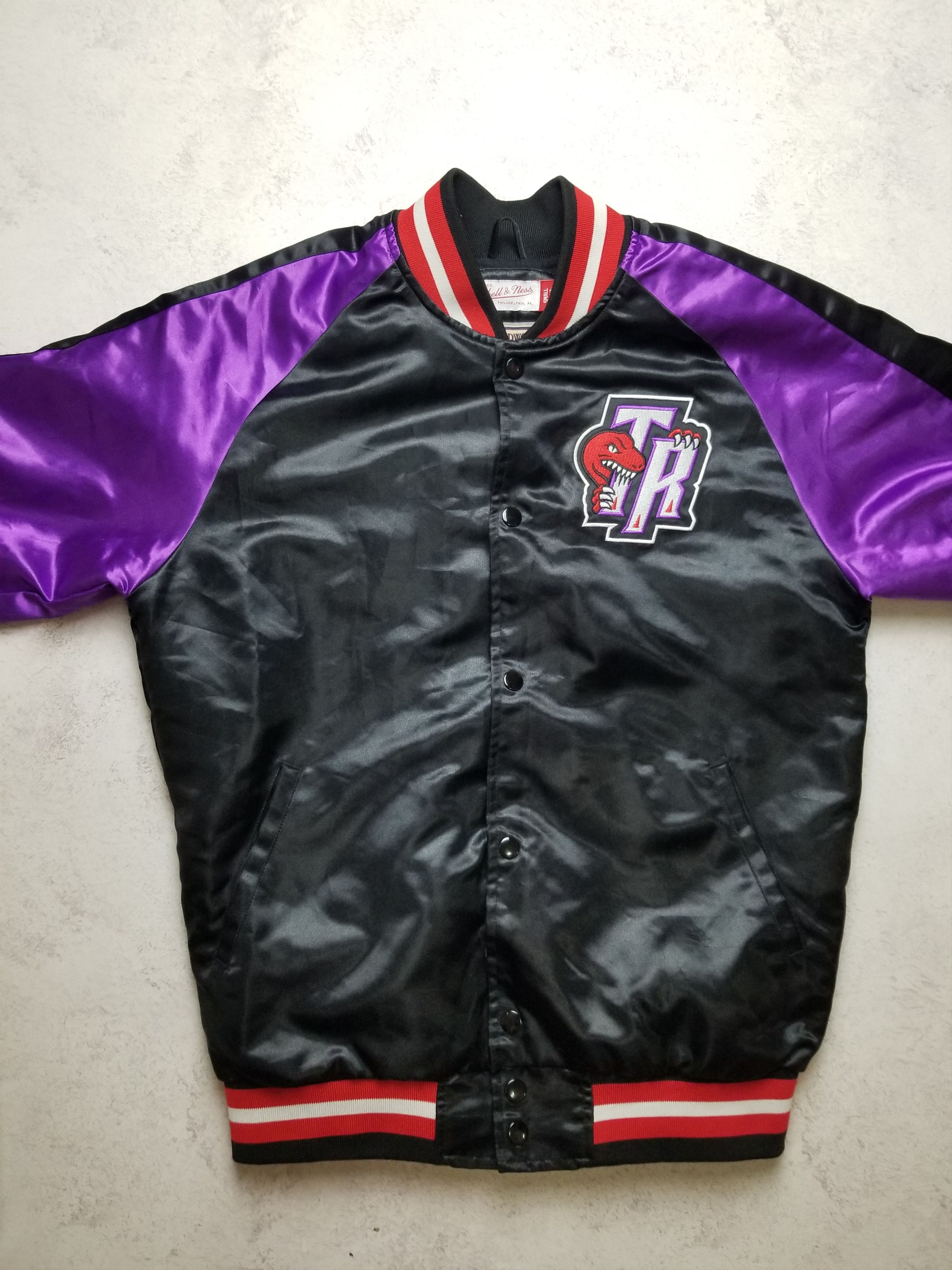 Mitchell & Ness Toronto Raptors Hardwood Classics NBA Bomber Jacket Size US S / EU 44-46 / 1 - 12 Thumbnail