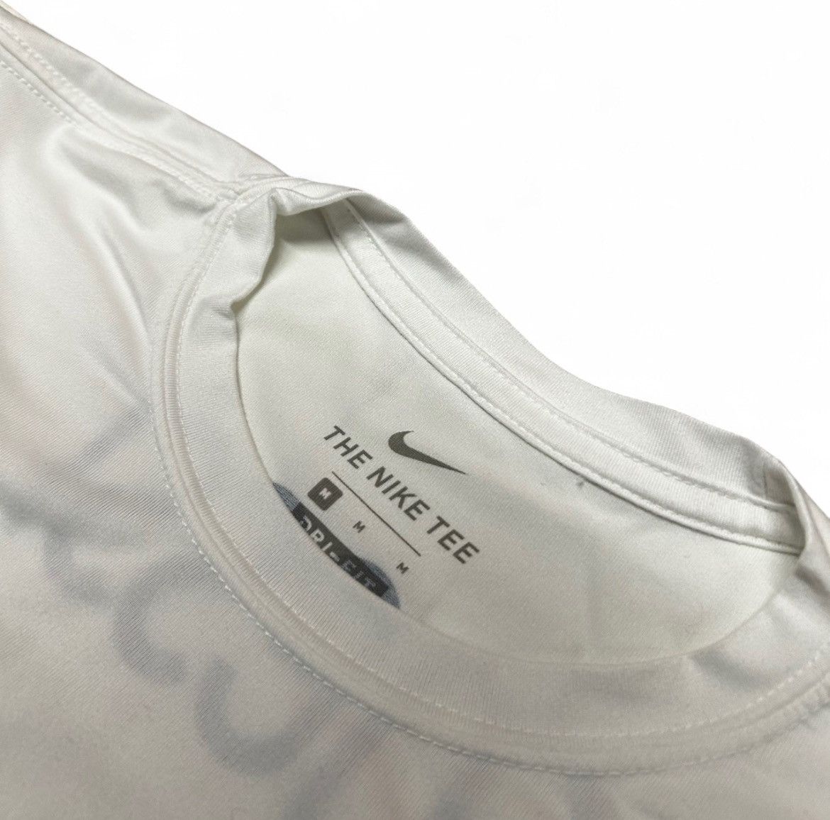 Nike (M) White Paris Saint Germain Lionel Messi #30 T-Shirt Size US M / EU 48-50 / 2 - 3 Thumbnail