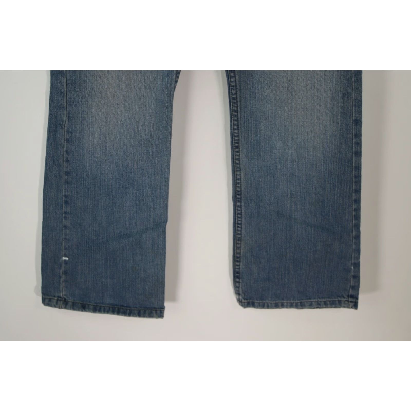 Wrangler Wrangler Jeans Mens Solid Regular Straight Denim Blue 30X32 Adult Regular 30x32 100% Cotton US Wrangler Mens Jeans Size US 30 / EU 46 - 6 Thumbnail