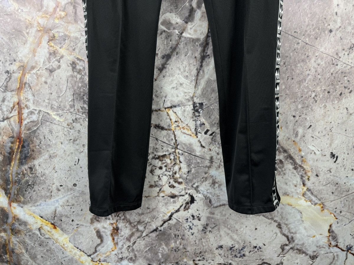 Adidas Adidas Navy Track Pants Athletic Joggers With Side Stripes Size 34" / US 12 / IT 48 - 4 Thumbnail