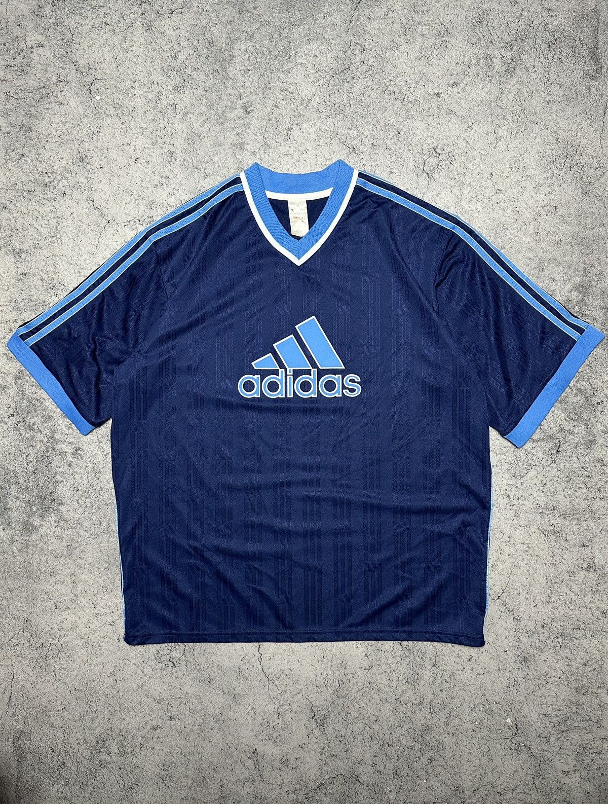 Adidas Vintage 90s Adidas Big Logo Jersey T-Shirt Size US XL / EU 56 / 4 - 1 Thumbnail