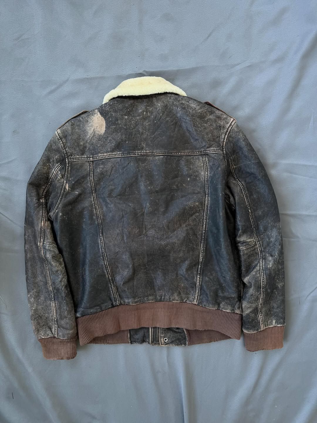 Danier Vintage Danier Aviator Bomber Leather Jacket Brown (M) Size US L / EU 52-54 / 3 - 17 Thumbnail
