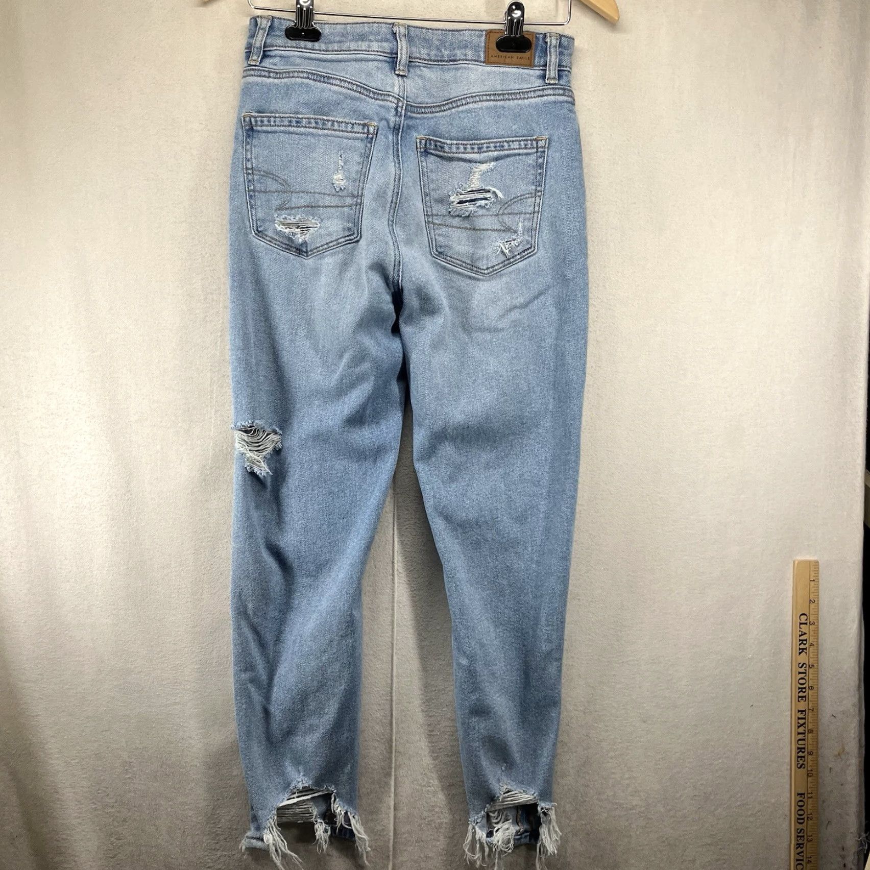 Vintage Women's American Eagle Stretch Mom Jean Size 2 Short 28x26 Distressed Blue Denim Size 26" / US 2 / IT 38 - 3 Thumbnail