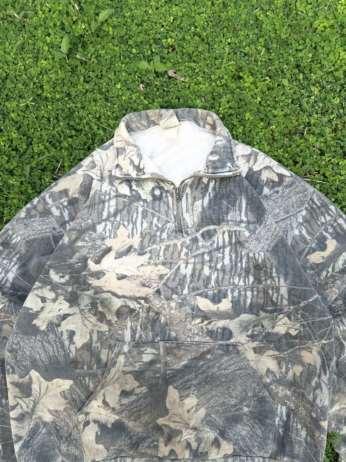 Realtree Crazy Vintage Faded Carhartt Style Realtree Camo Sweatshirt Size US XL / EU 56 / 4 - 6 Thumbnail