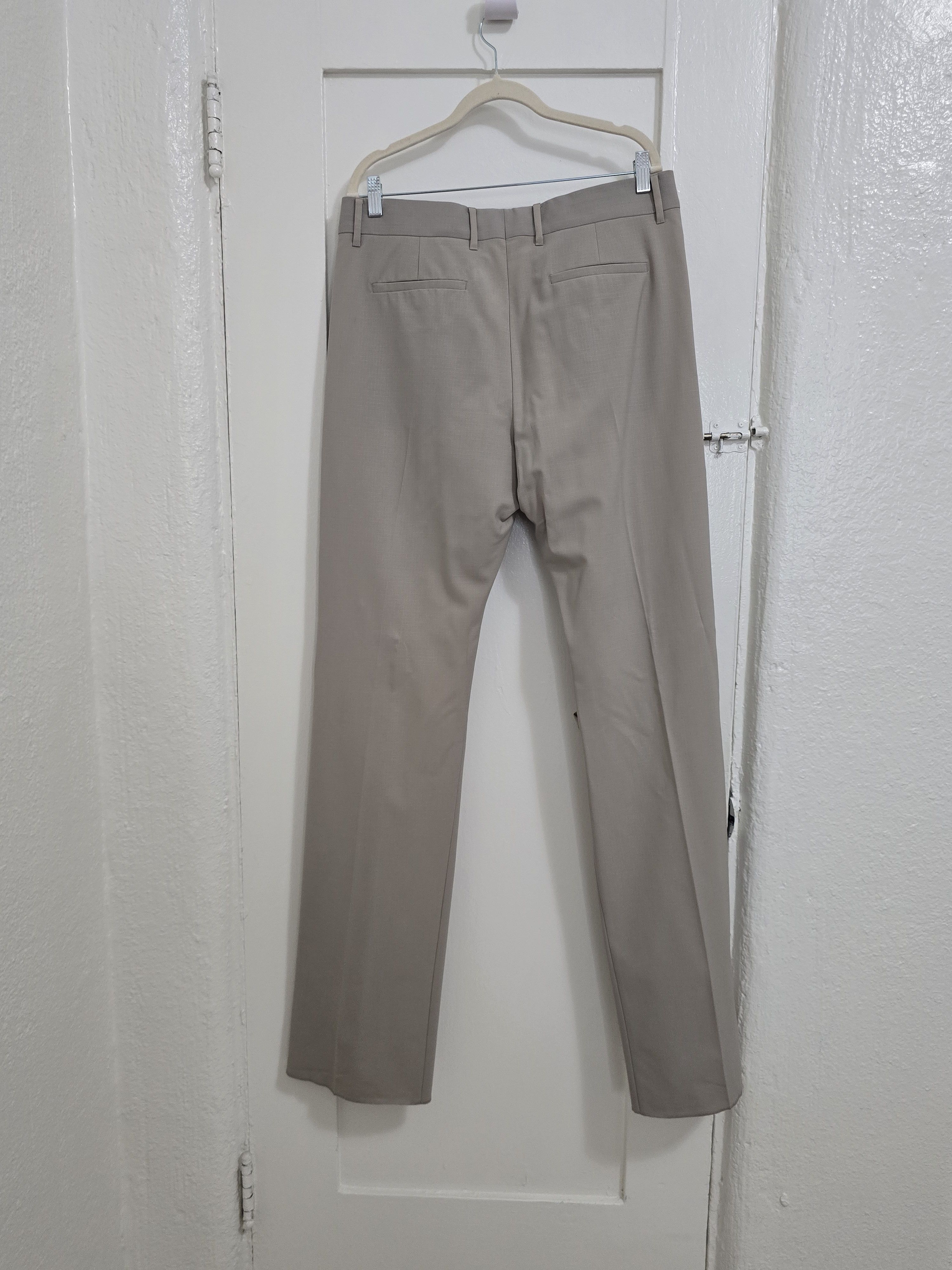 Givenchy Wool trousers with cutout detail Size 50R - 8 Thumbnail