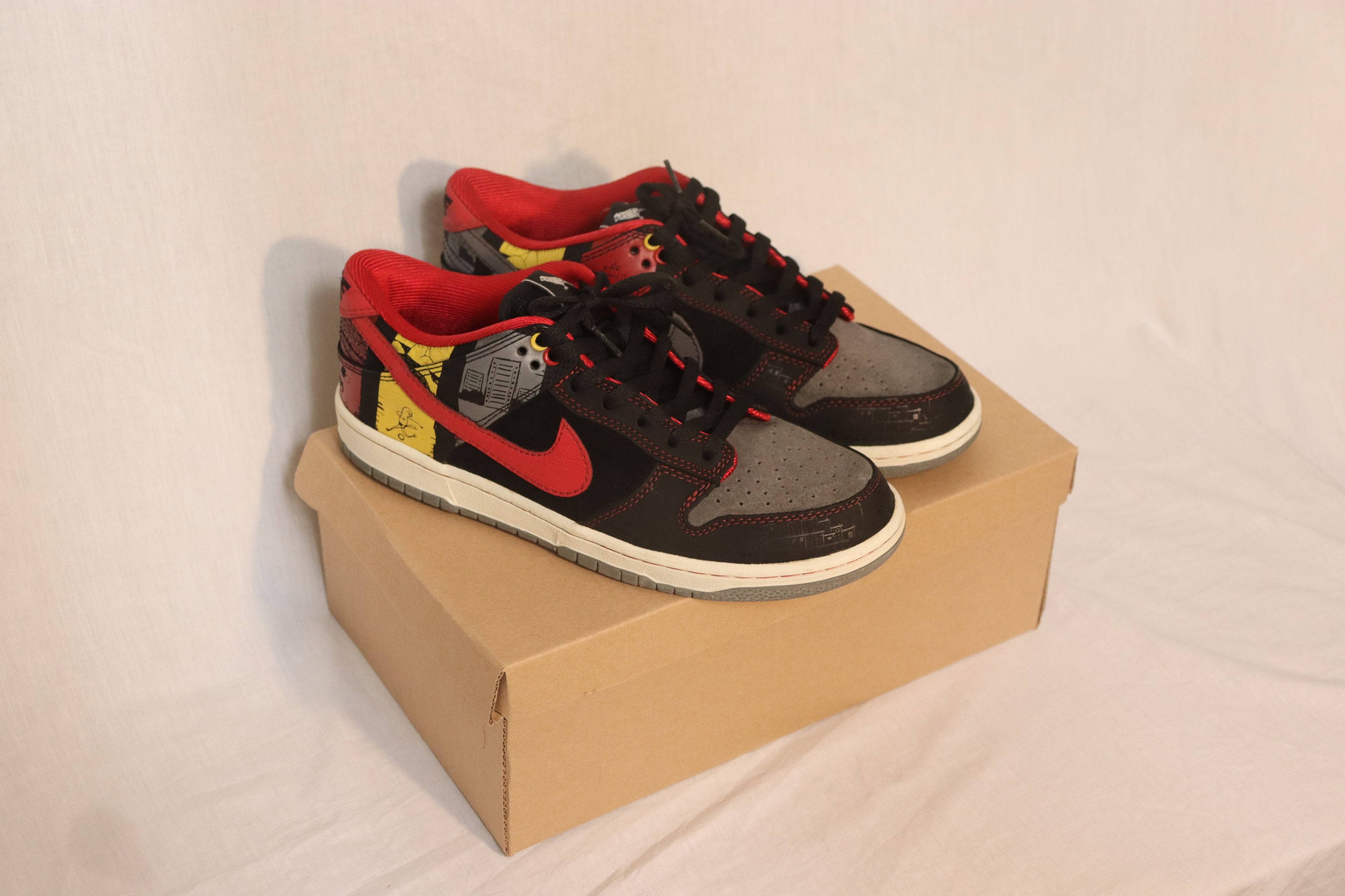 Nike DON TORELLI × NIKE DUNK LOW CANARINHO EMB (Brazil Exclusive) Size US 8.5 / EU 41-42 - 4 Thumbnail