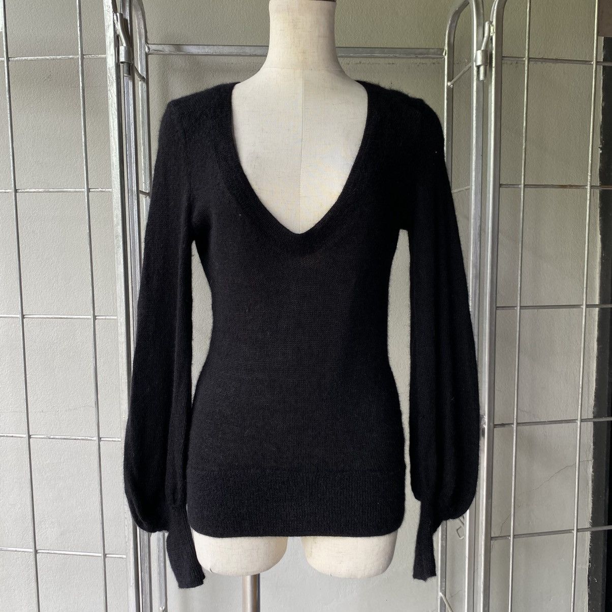Tsumori Chisato TSUMORI CHISATO Black Soft Mohair V-Neck Knit Sweater Size XS / US 0-2 / IT 36-38 - 1 Thumbnail