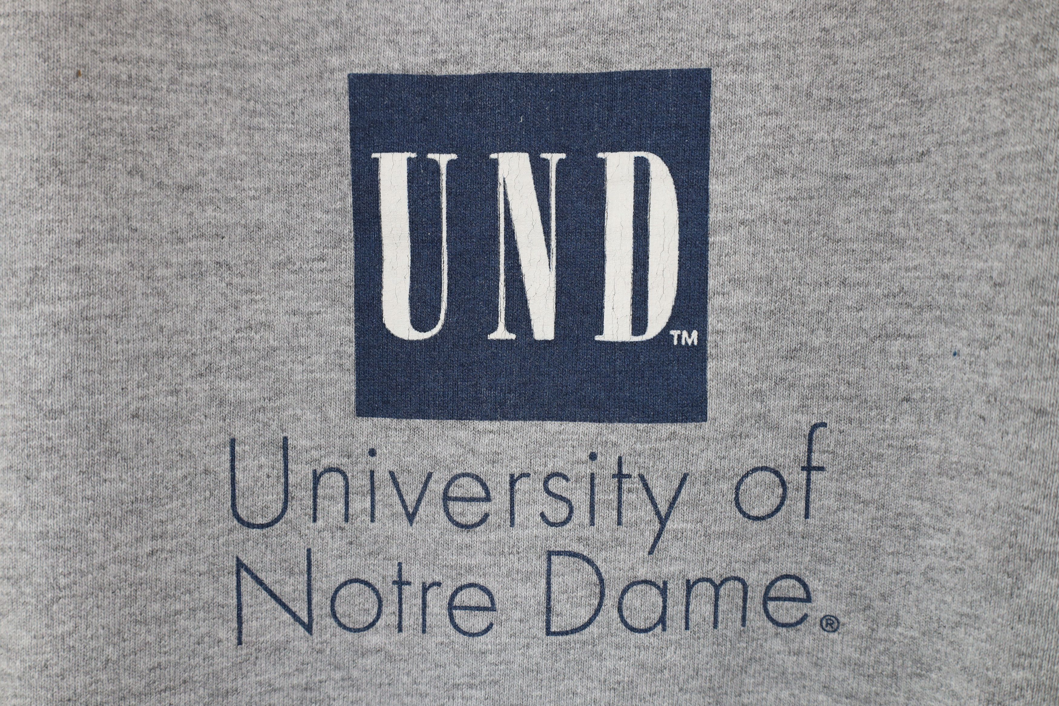Vintage Vintage 90s University of Notre Dame Long Sleeve T-Shirt USA Size US L / EU 52-54 / 3 - 4 Thumbnail