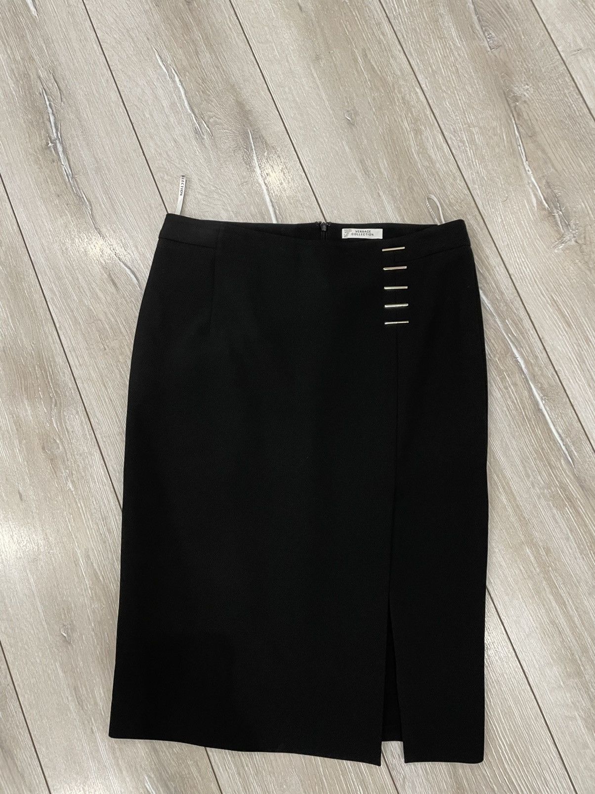 Versace Versace black skirt woman Size 30" / US 8 / IT 44 - 1 Thumbnail