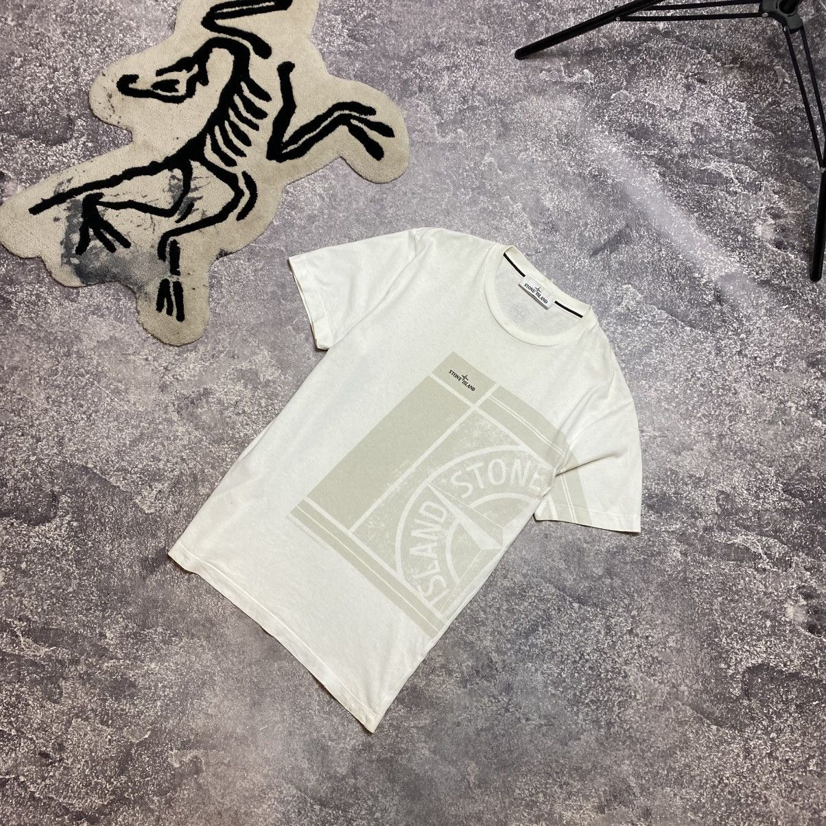 Stone Island Men’s Stone Island Big Logo Sportswear Company tee Size US S / EU 44-46 / 1 - 1 Thumbnail