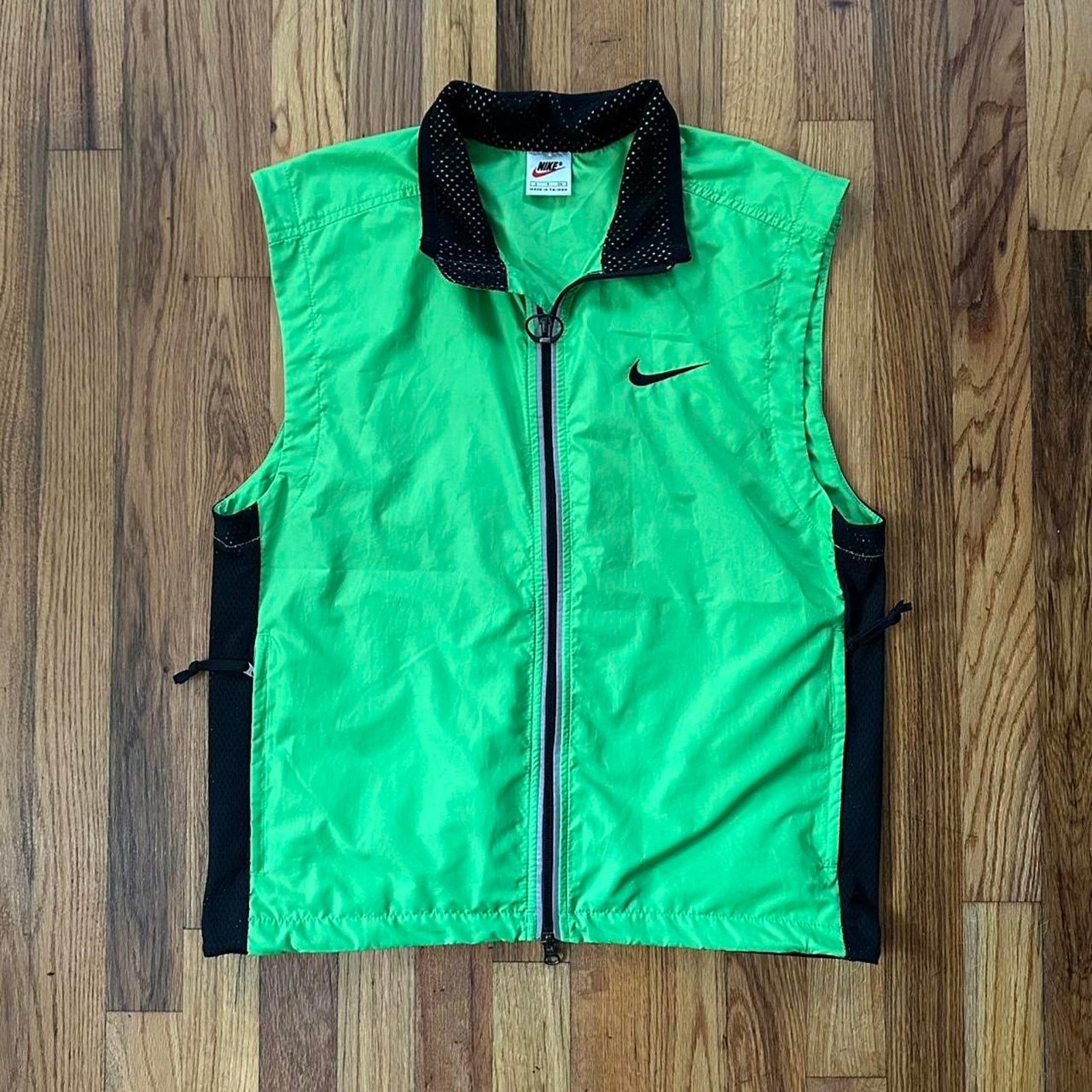 Nike Nike Full Zip Vest Mesh Embroidered Reflective Zipper size S Size US S / EU 44-46 / 1 - 1 Thumbnail