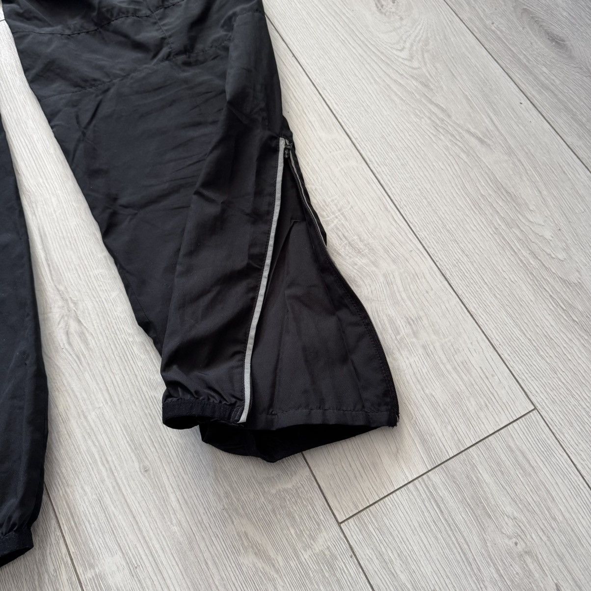 Nike Vintage nike track pants y2k gorpcore sweatpants parachute Size US 36 / EU 52 - 5 Thumbnail