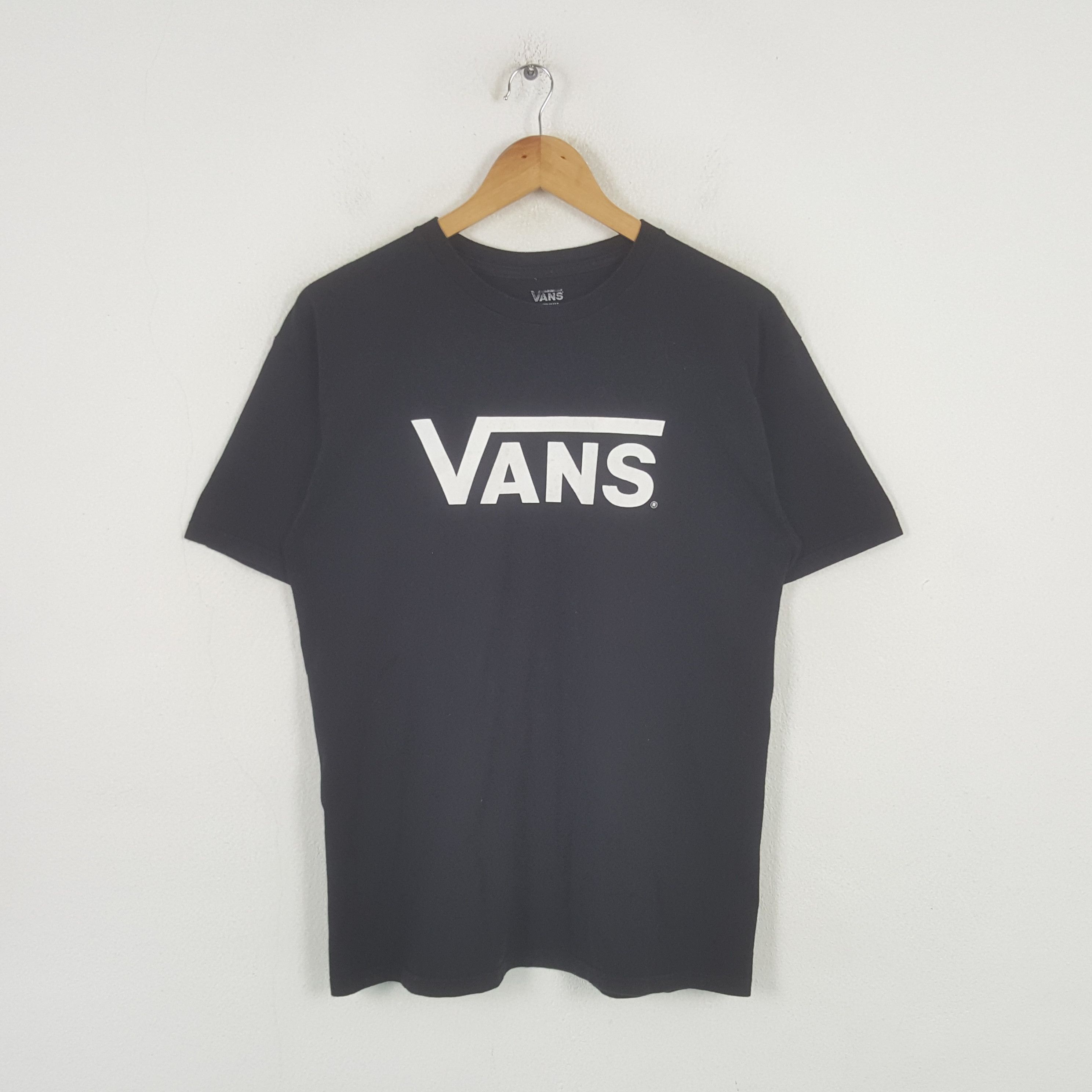 Vans Vintage Vans American Skateboard Style Tshirt RR19 Size US M / EU 48-50 / 2 - 1 Thumbnail