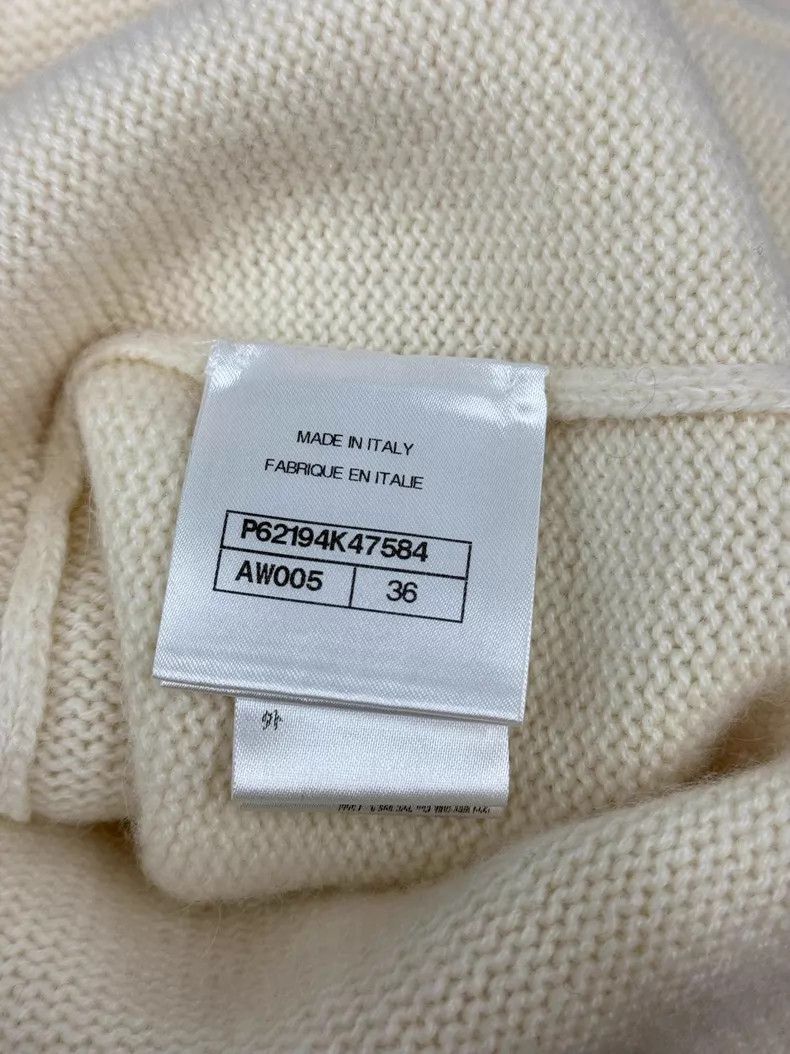 Chanel Chanel Snow Series White Snowflake Diamond Button Cardigan Size XS / US 0-2 / IT 36-38 - 5 Thumbnail